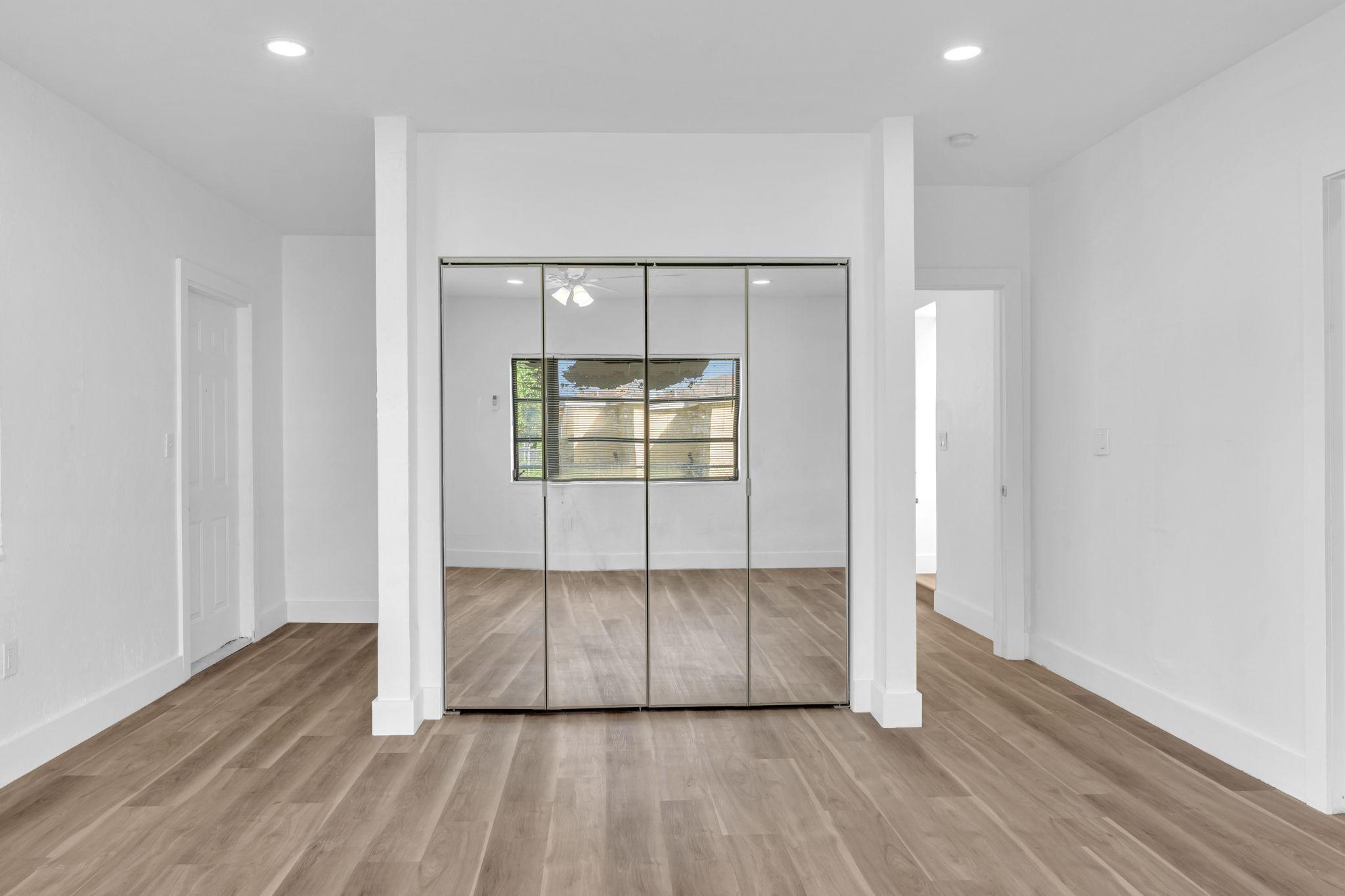 Washington Park Hallandal - Residential