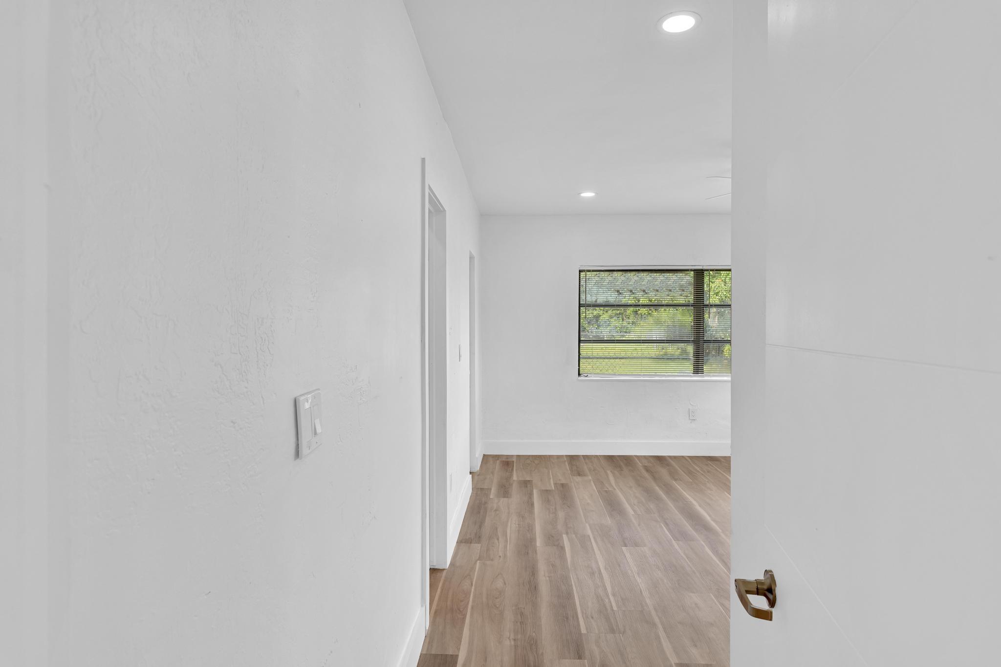 Washington Park Hallandal - Residential