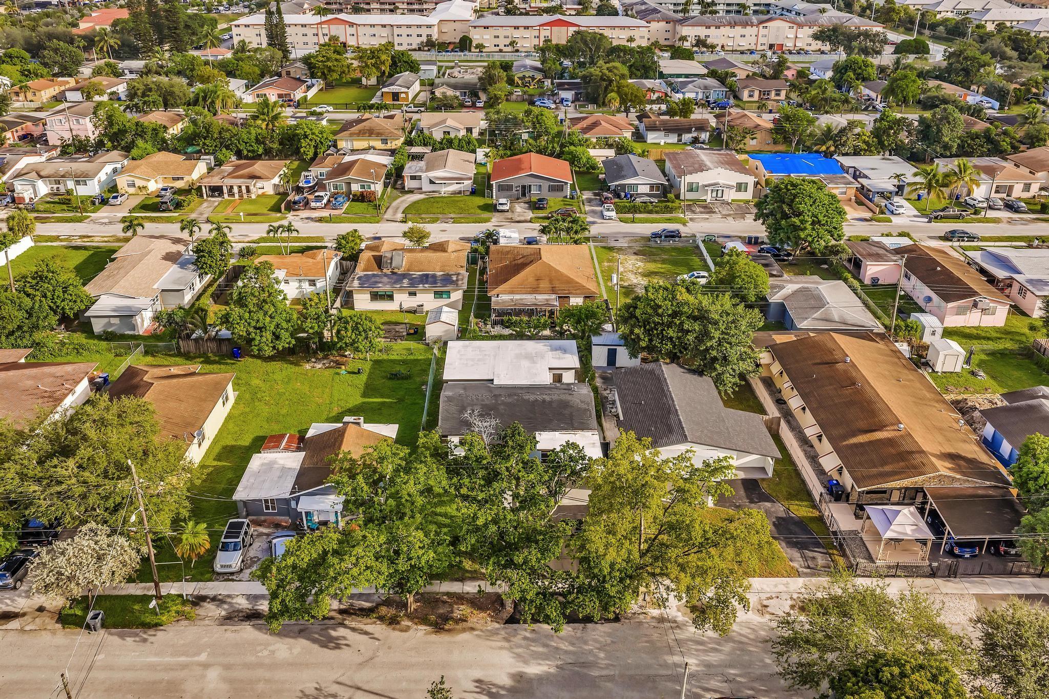 Washington Park Hallandal - Residential