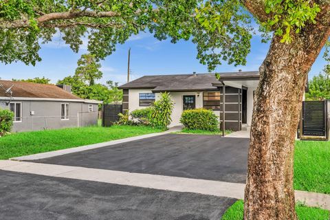 5361 Flagler St Hollywood FL 33021