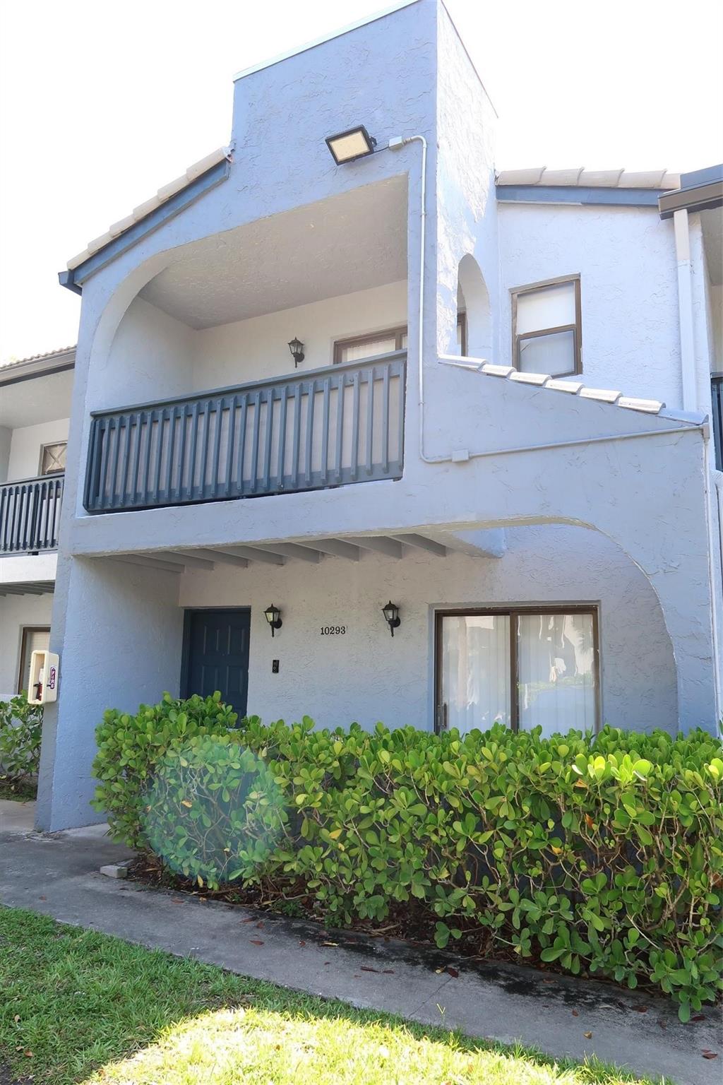 10293 NW 33 3-1, Coral Springs, FL, 33065/$239,000 1 10293 NW 33 3-1
