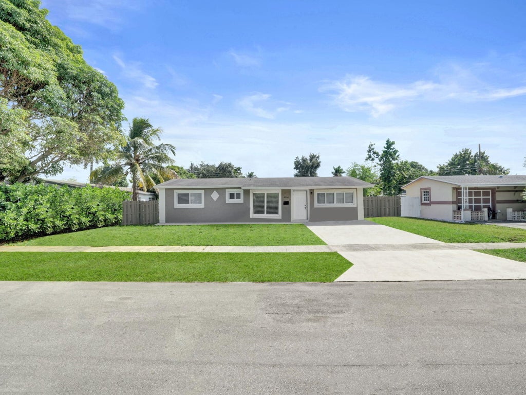 Photo of 6230 NW 18TH Court, Sunrise, FL 33313 (MLS # B26087339)