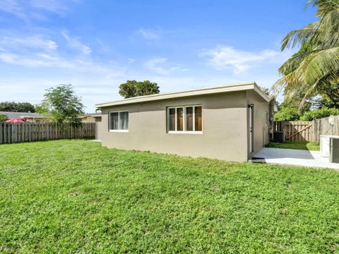 Tiny photo for 6230 NW 18TH Court, Sunrise, FL 33313 (MLS # B26087339)