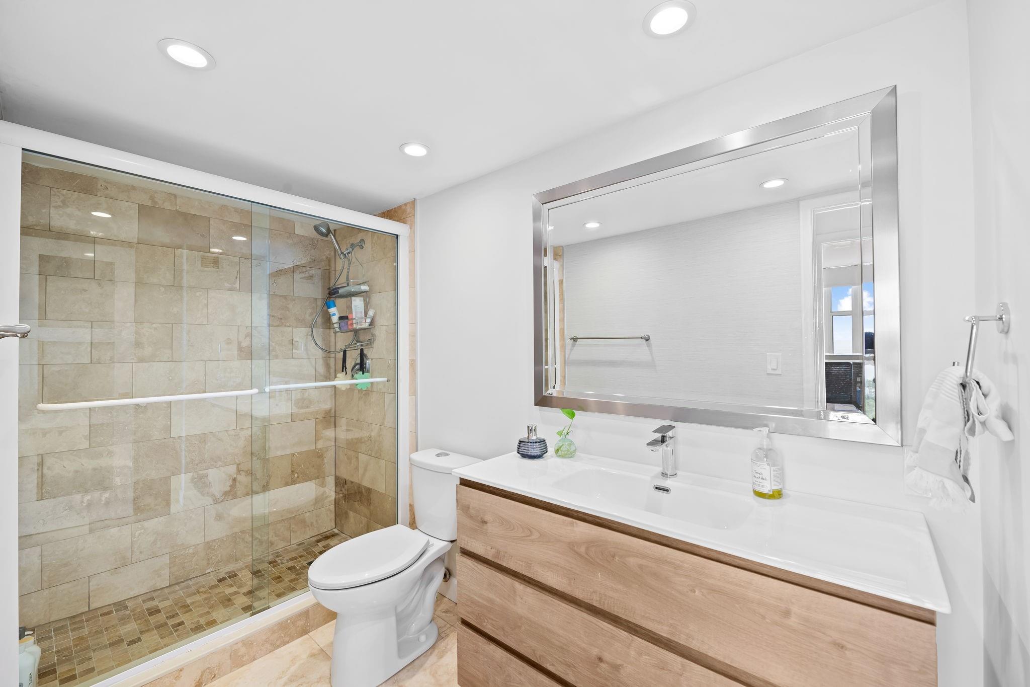 Vantage View Condo - Residential Lease