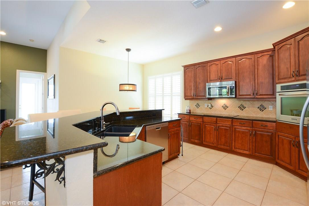 Parkland Isles 164-42 B - Residential