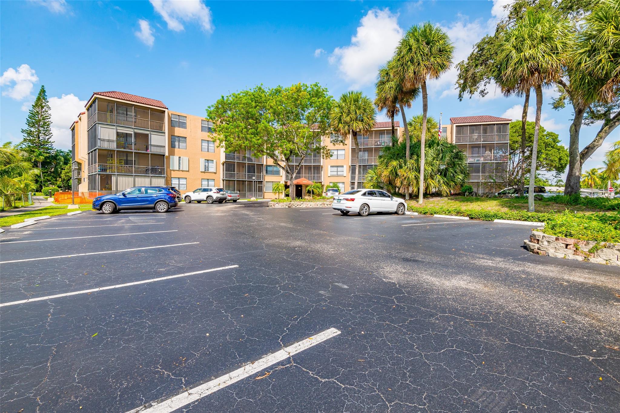 Emerald Hills CC - Residential