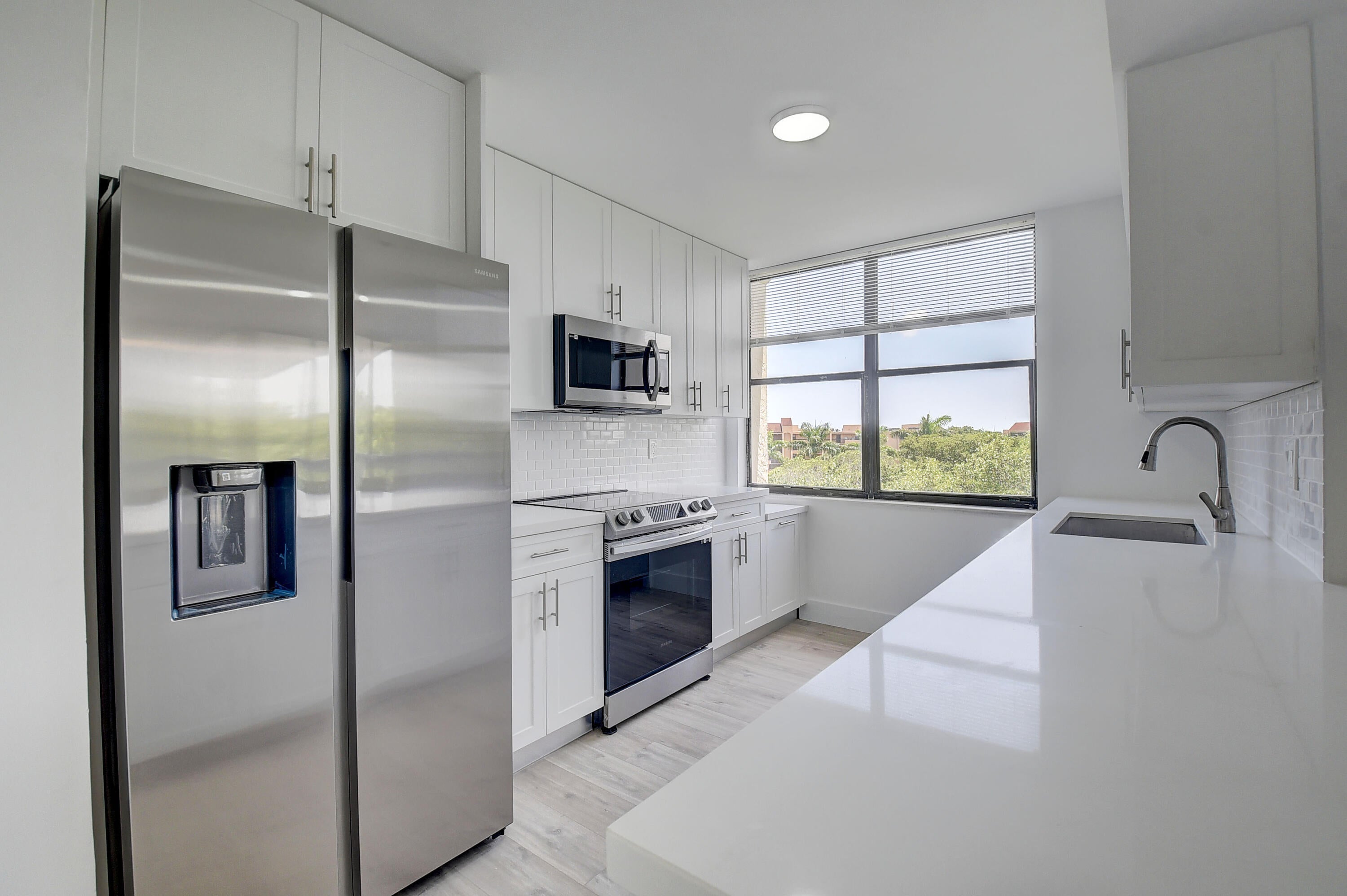 955 Egret Circle 501