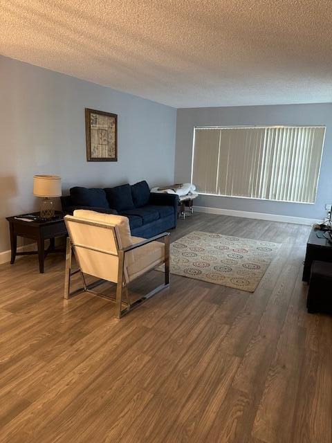 PALM GREENS AT VILLA DEL - Residential