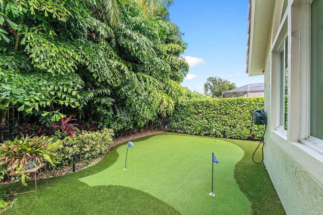 JUPITER RIVER ESTATES - Residential