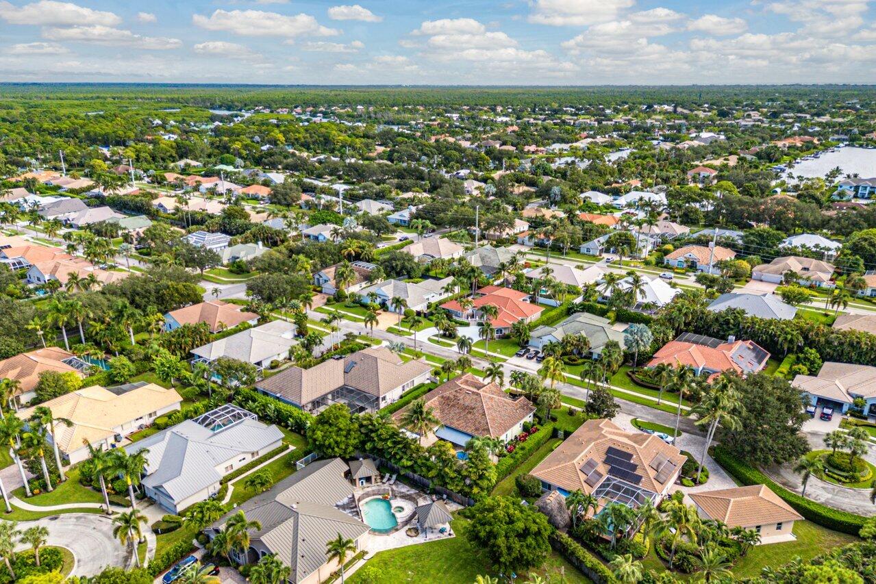 JUPITER RIVER ESTATES - Residential