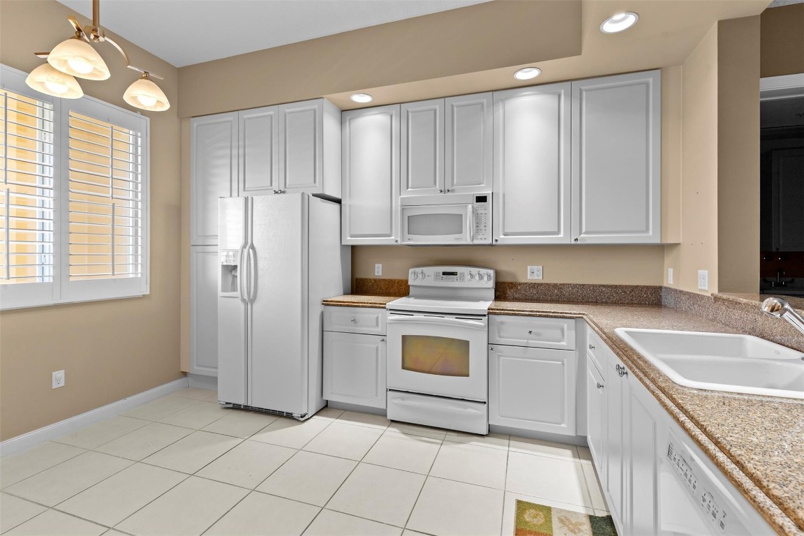 Harbour Isle West - Residential