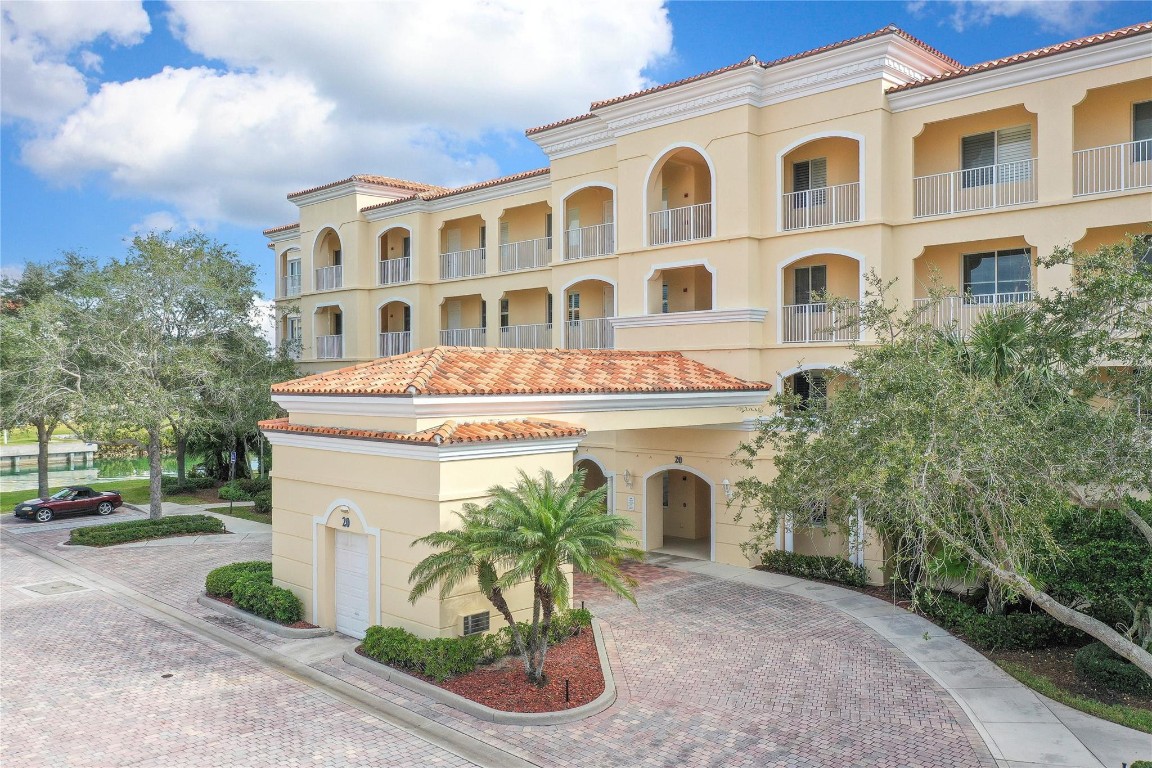 Harbour Isle West - Residential