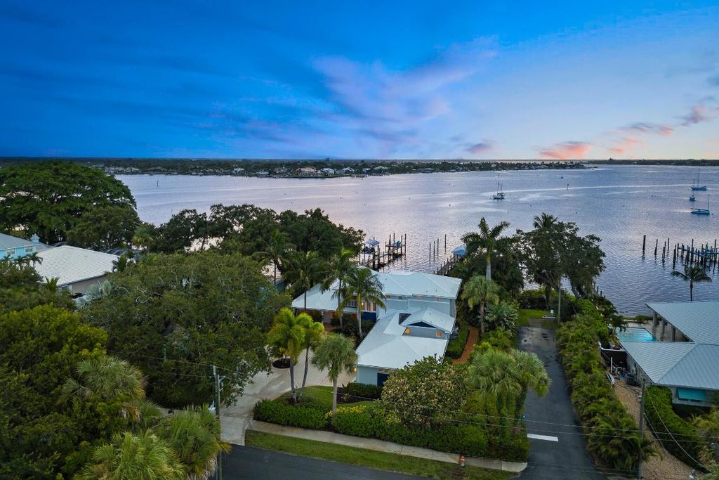 Photo of 700 SW St Lucie Crescent, Stuart, FL 34994 (MLS # R11110399)