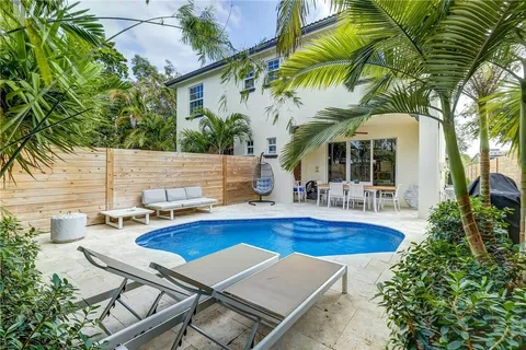 1109 NE 16th Ave, Fort Lauderdale, FL MLS: F10464301