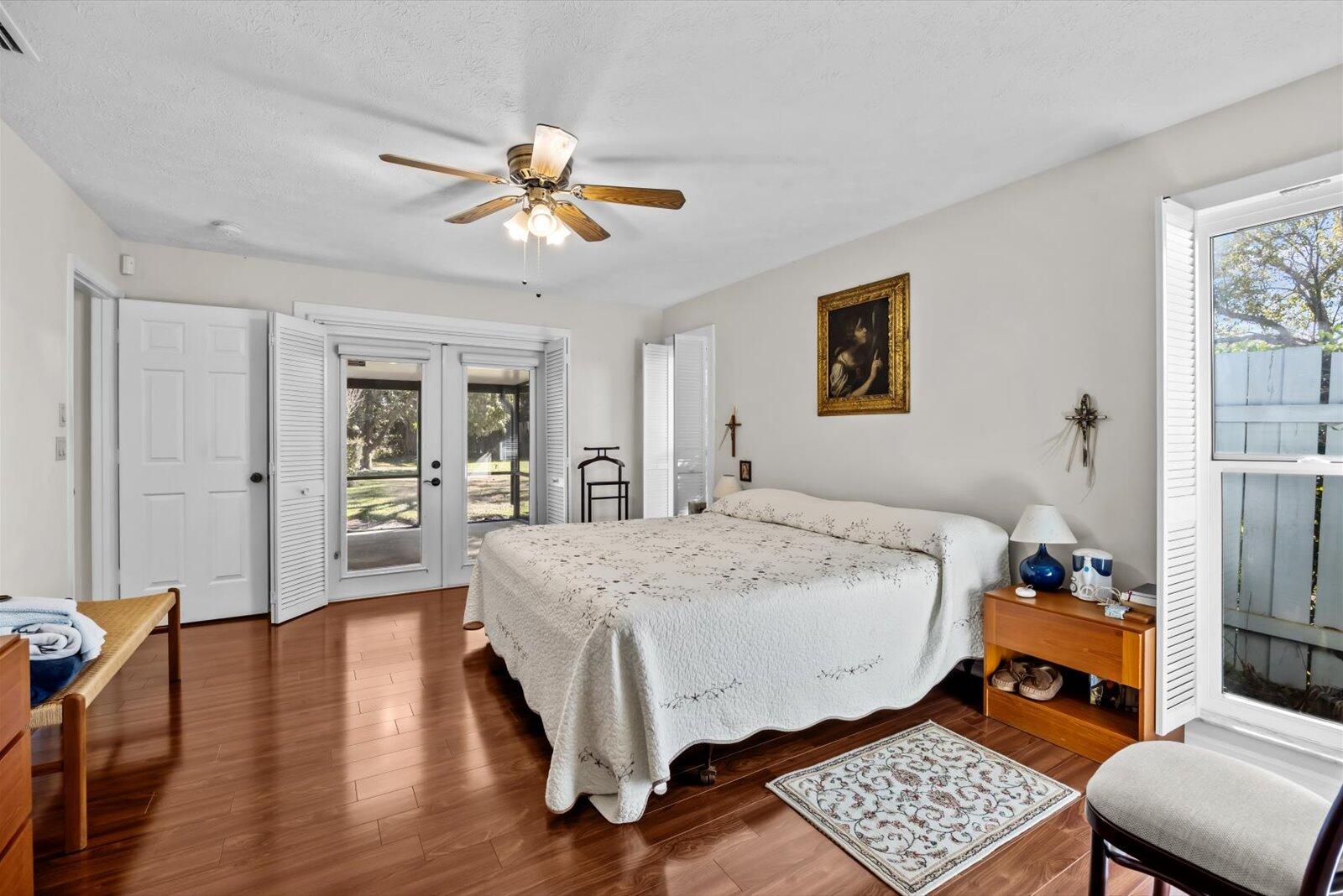 Pinecrest Lakes - Residential