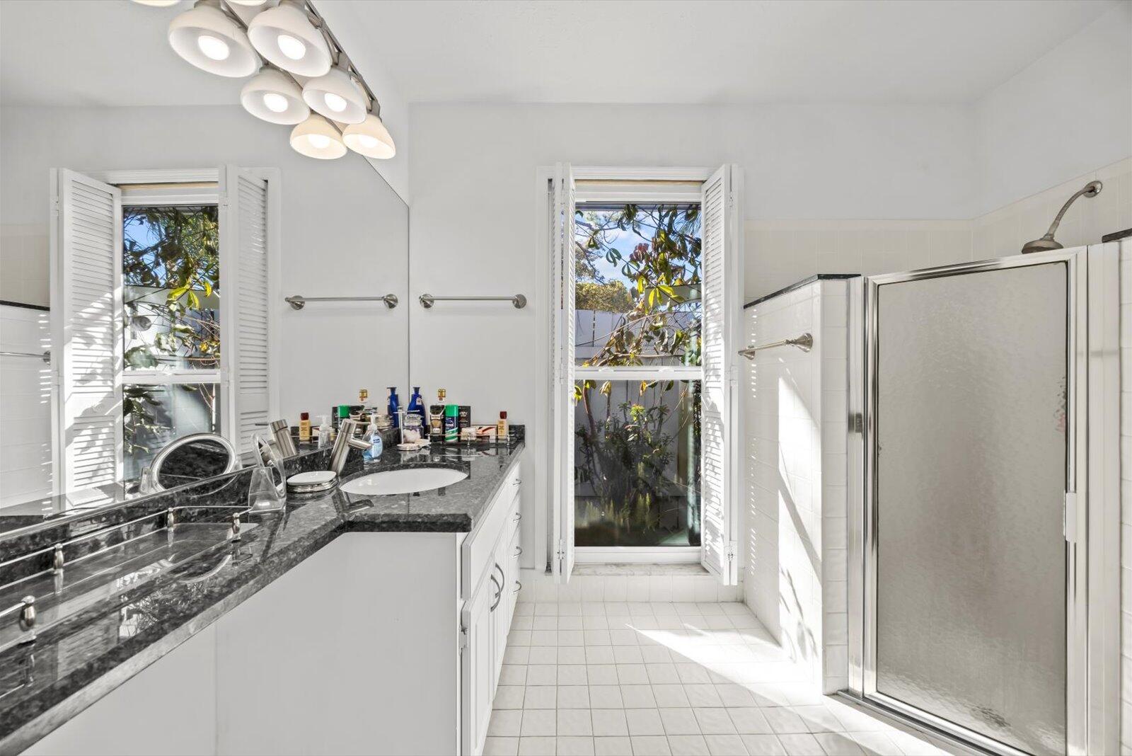 Pinecrest Lakes - Residential