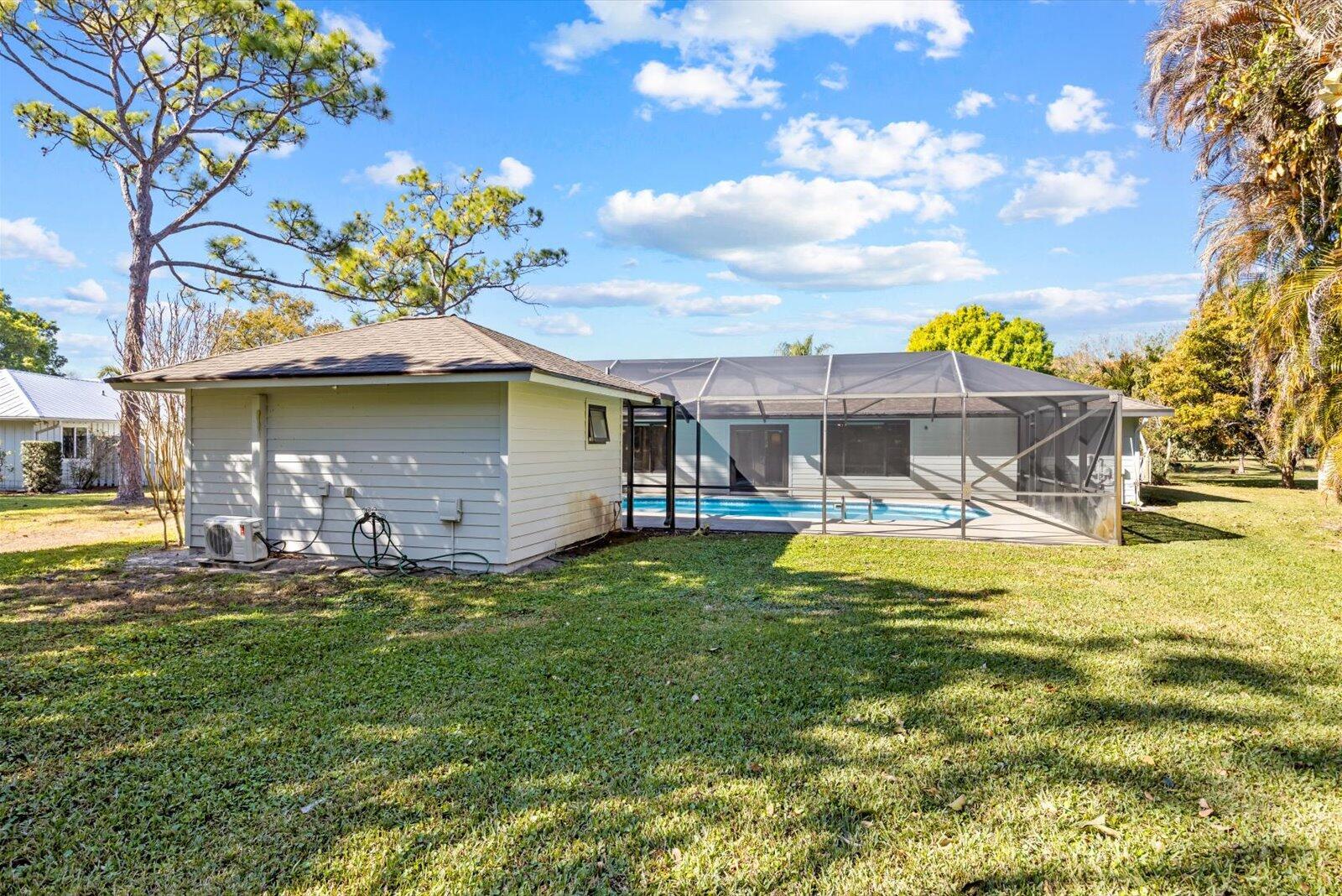 Pinecrest Lakes - Residential