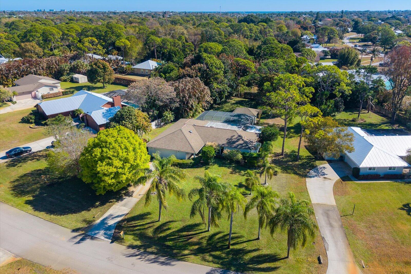 Pinecrest Lakes - Residential