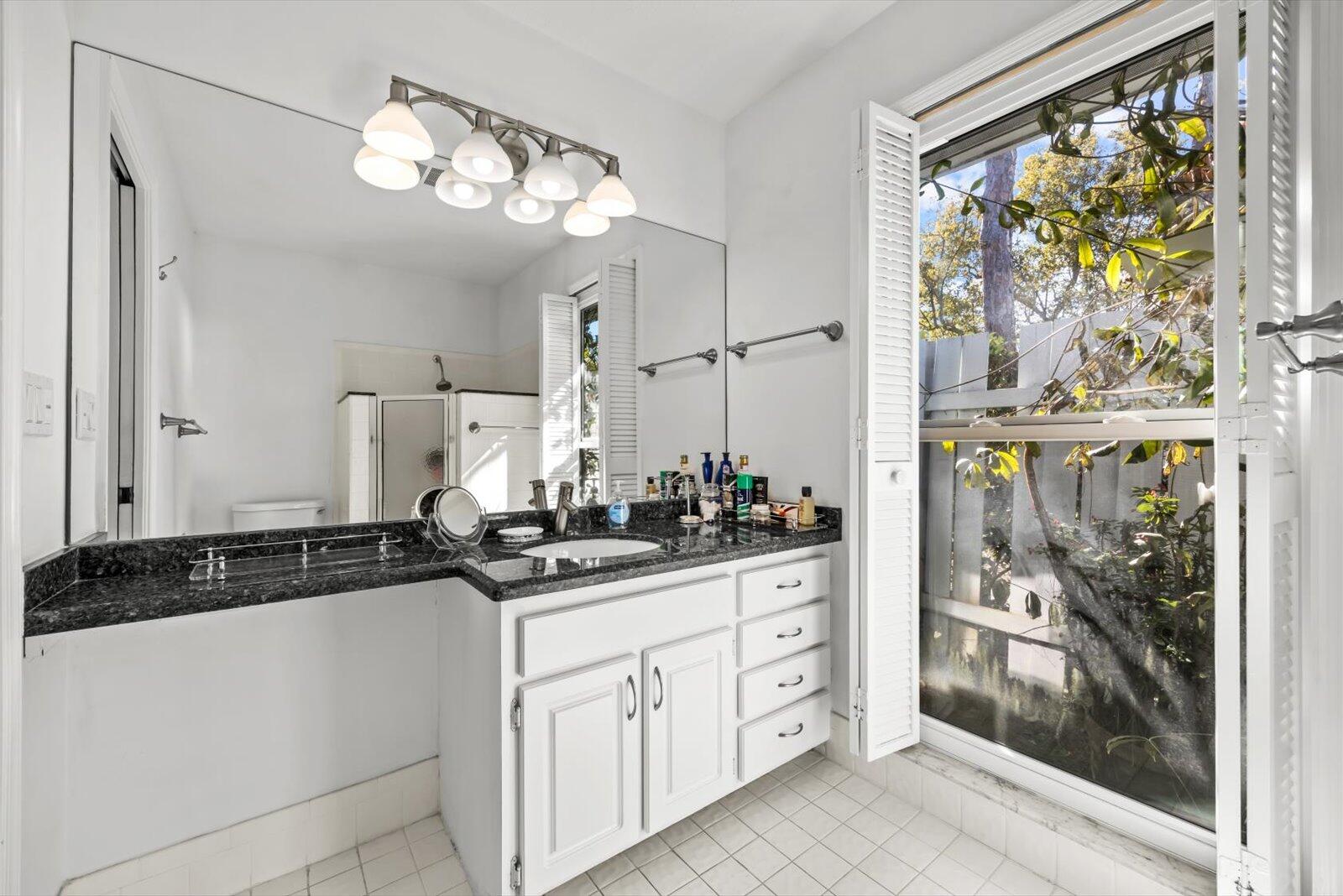 Pinecrest Lakes - Residential