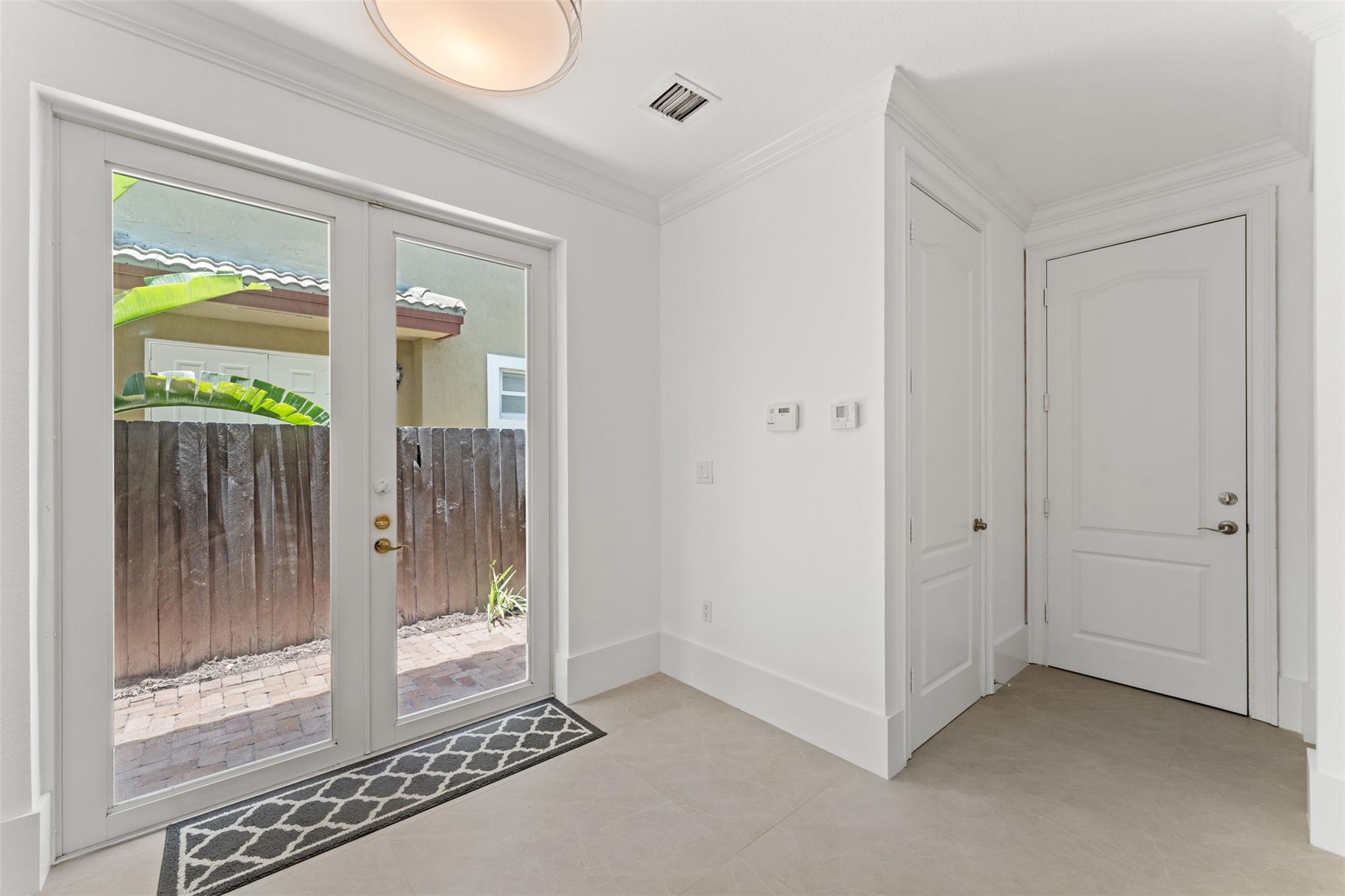 610 SW 10th St 610