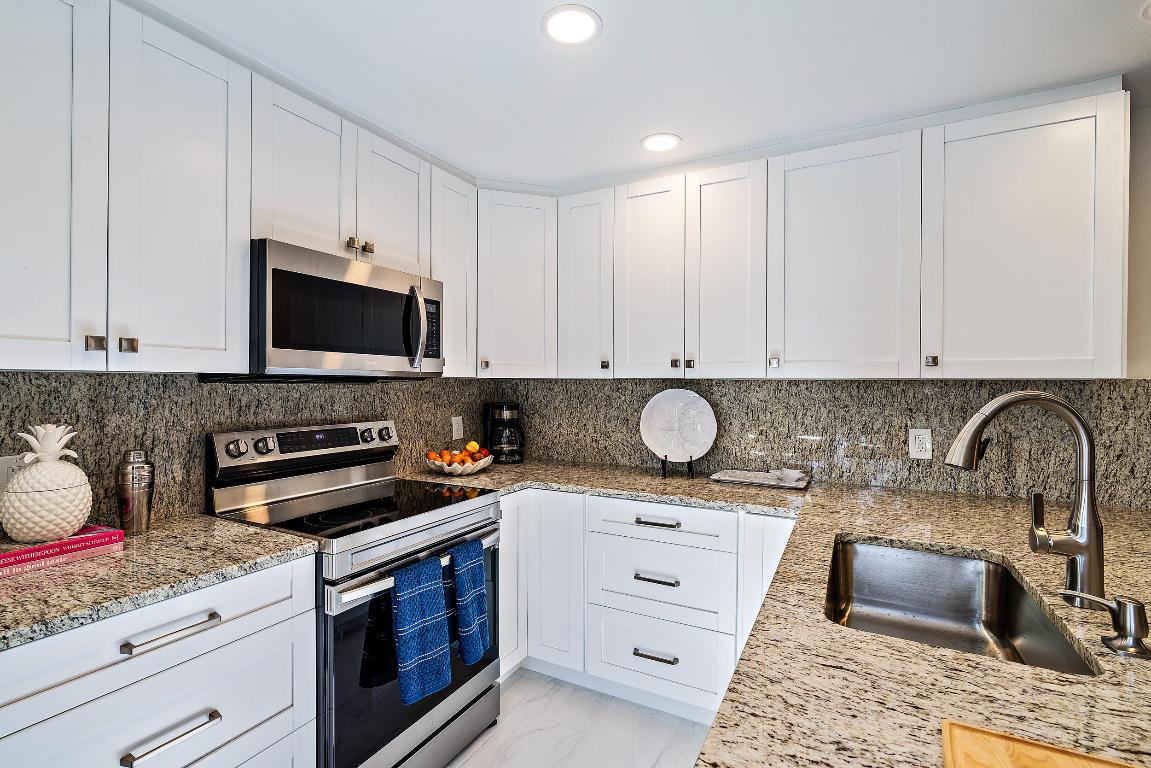 LAKES AT THE BLUFFS - Residential Lease