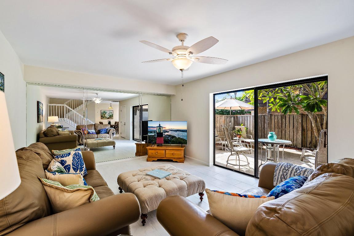 LAKES AT THE BLUFFS - Residential Lease