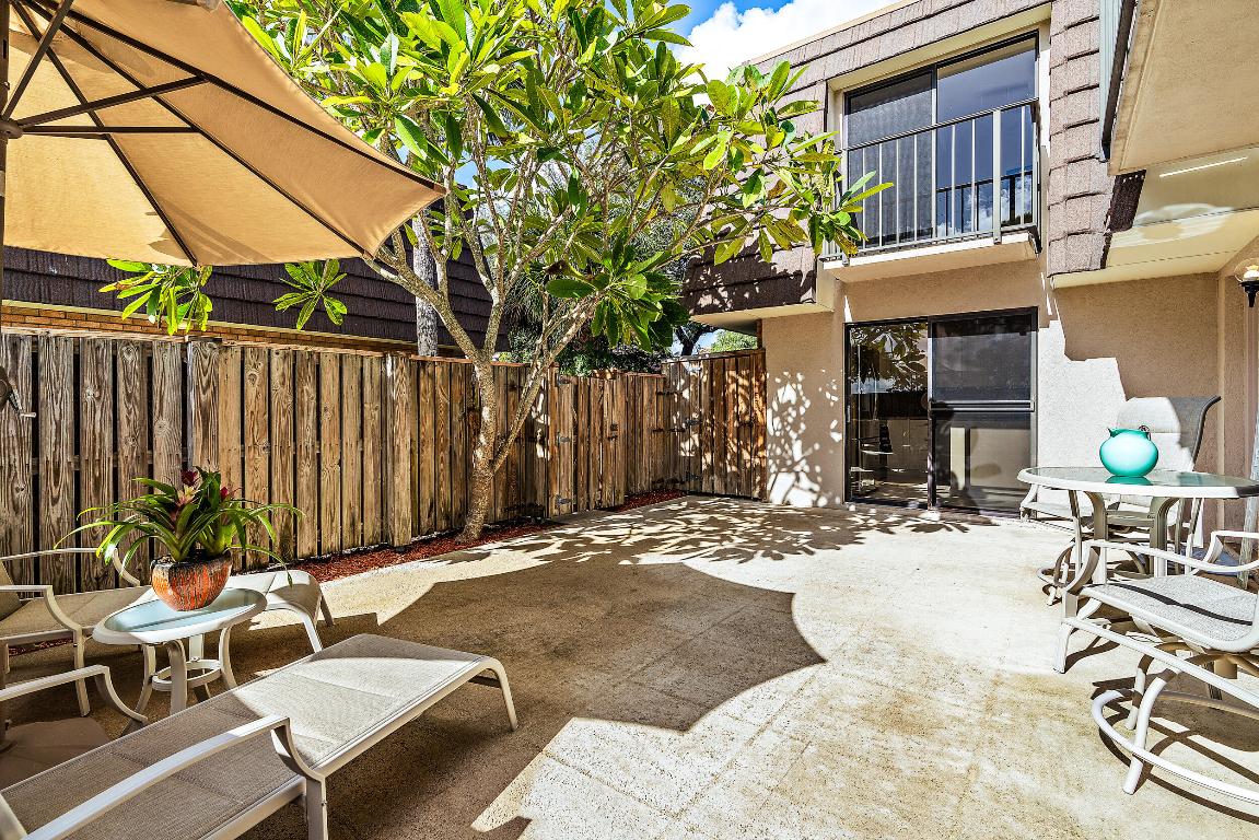 LAKES AT THE BLUFFS - Residential Lease