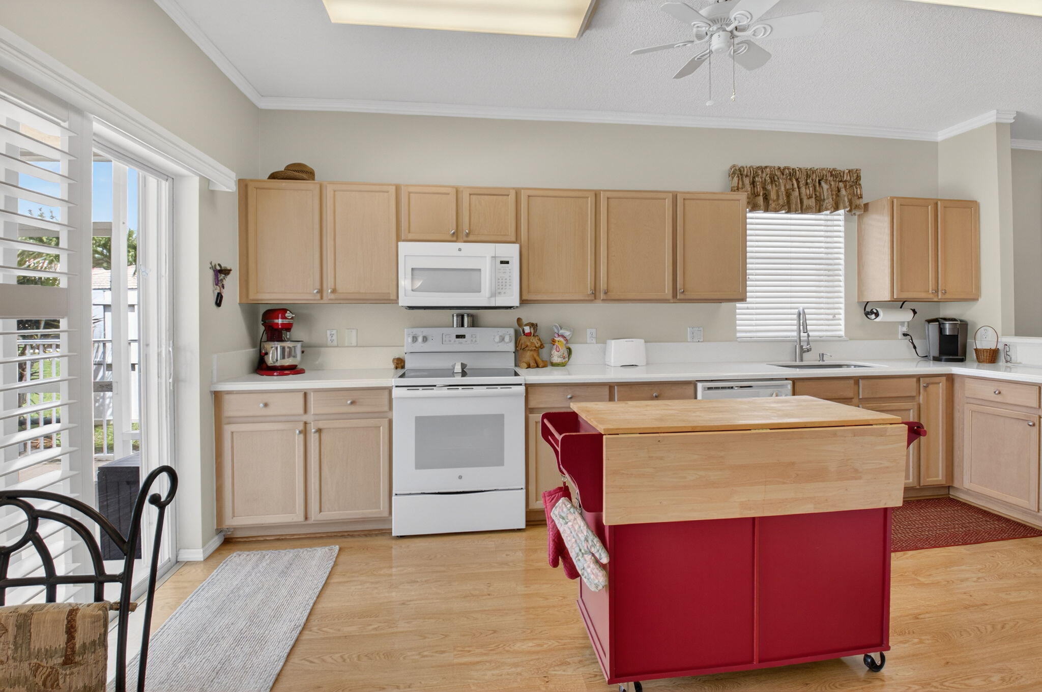 MADISON LAKES - Residential