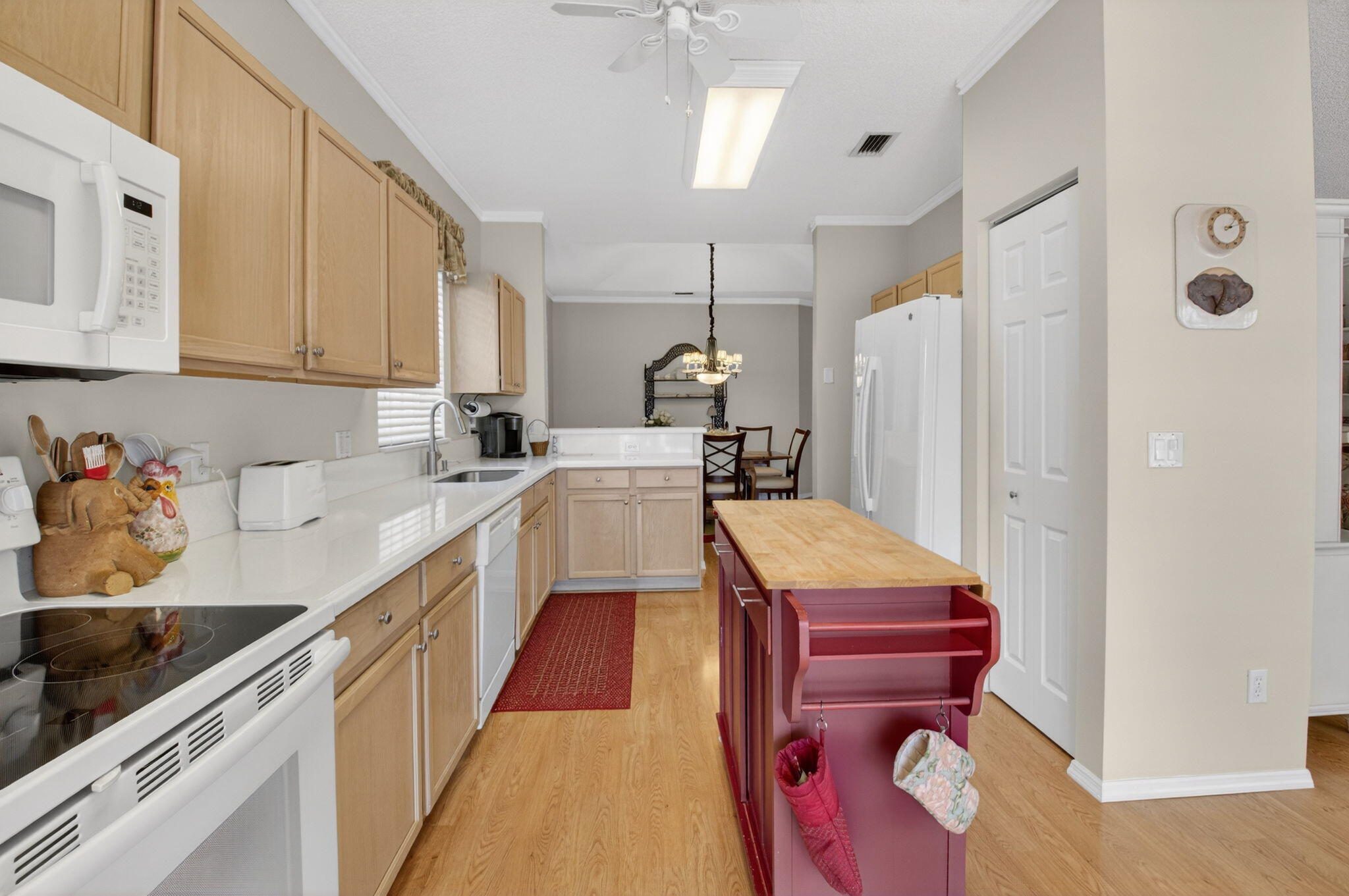 MADISON LAKES - Residential