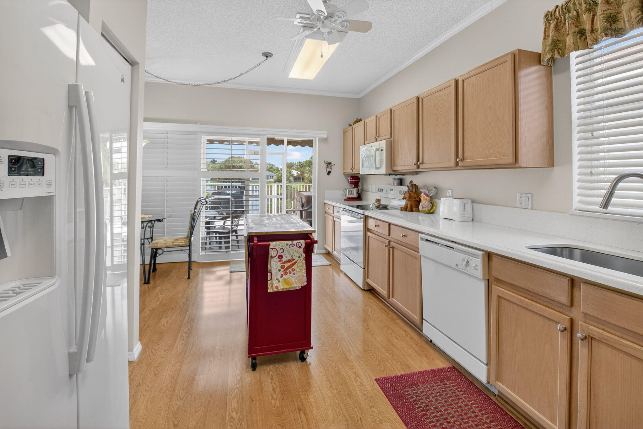 MADISON LAKES - Residential