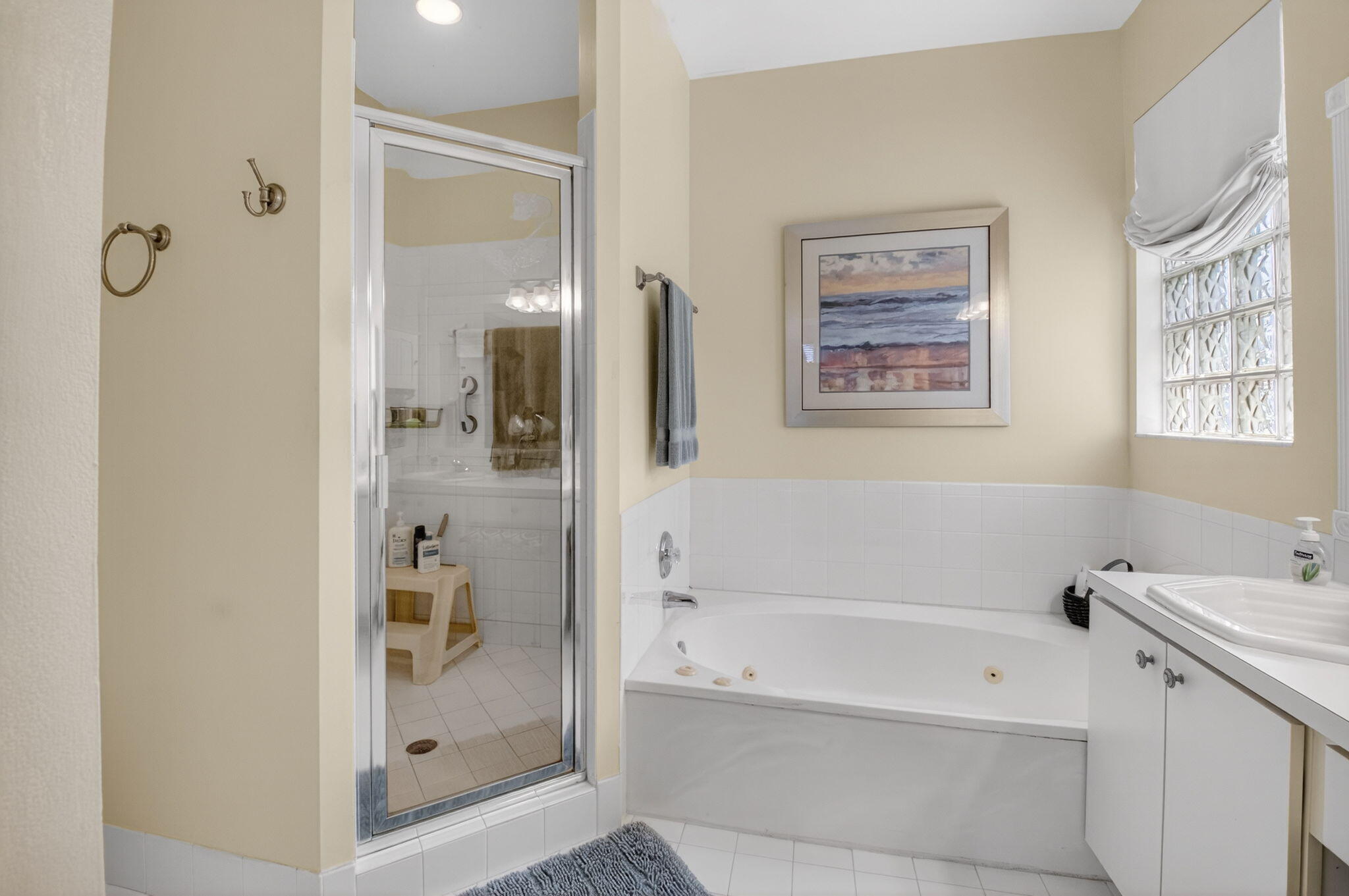 MADISON LAKES - Residential