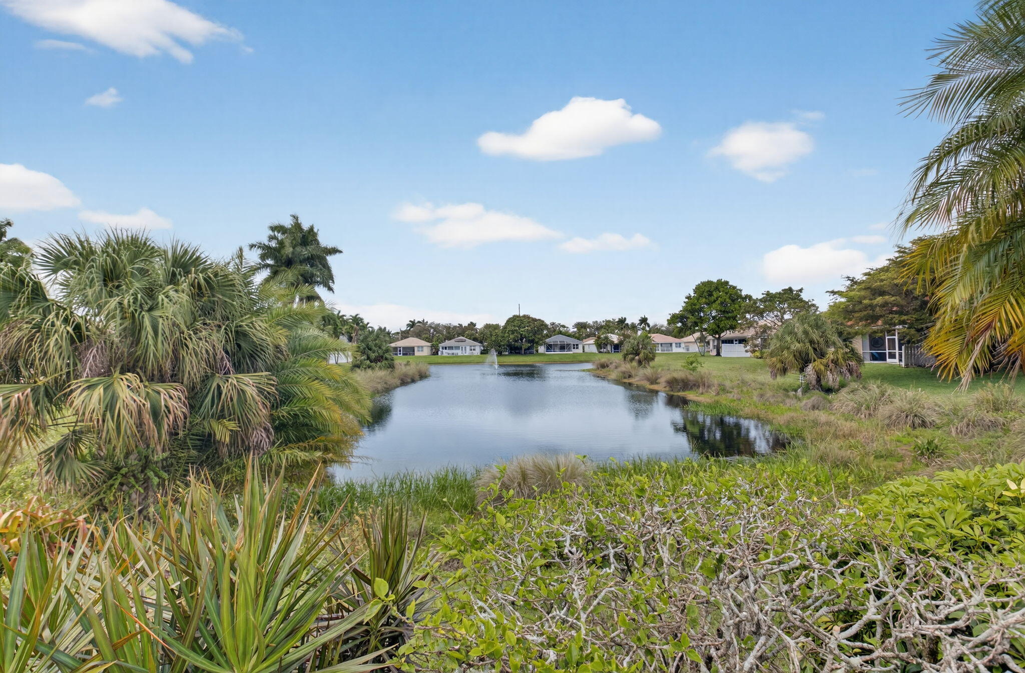 MADISON LAKES - Residential