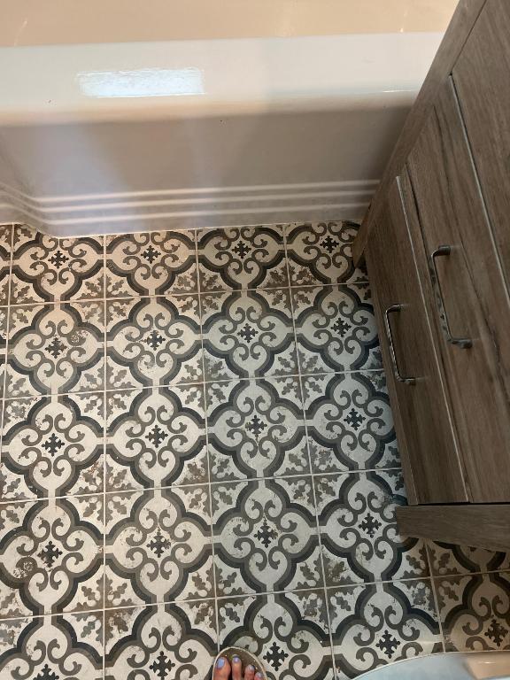 MANTYHARJU LANTANA - Residential Lease