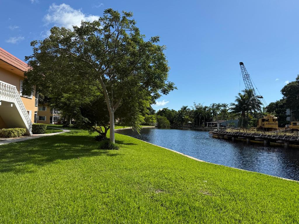 MANOR GROVE VILLAGE - Residential