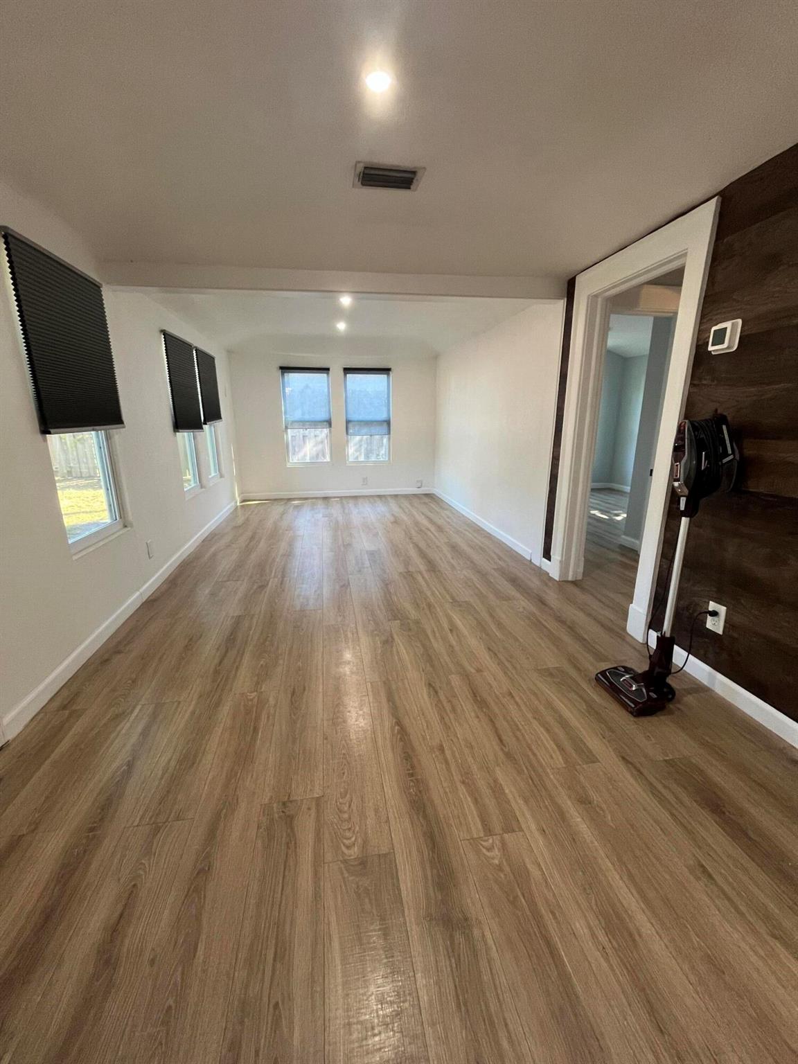 SEMINOLE HEIGHTS - Residential Lease