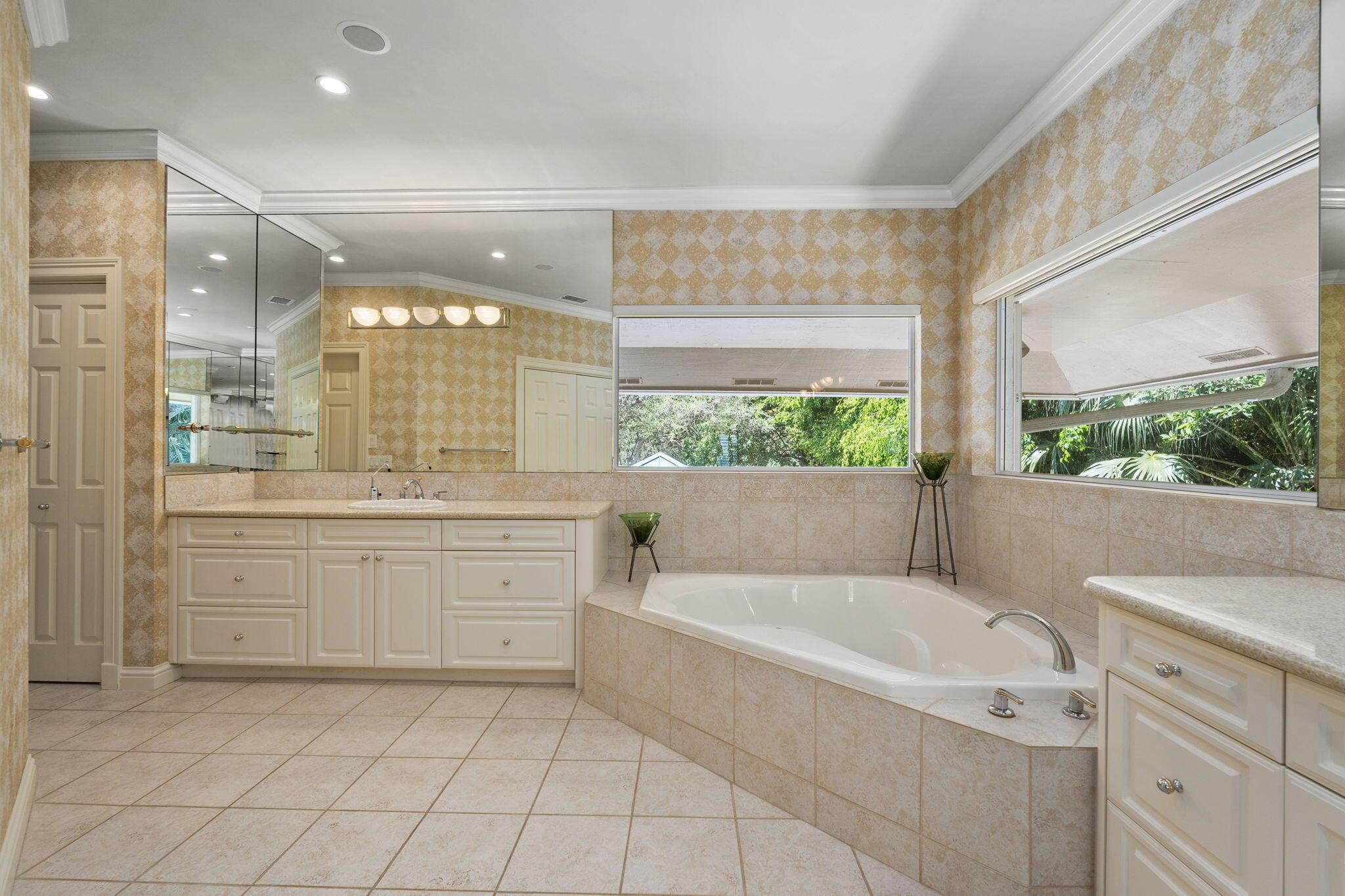 HOMEWOOD - Residential