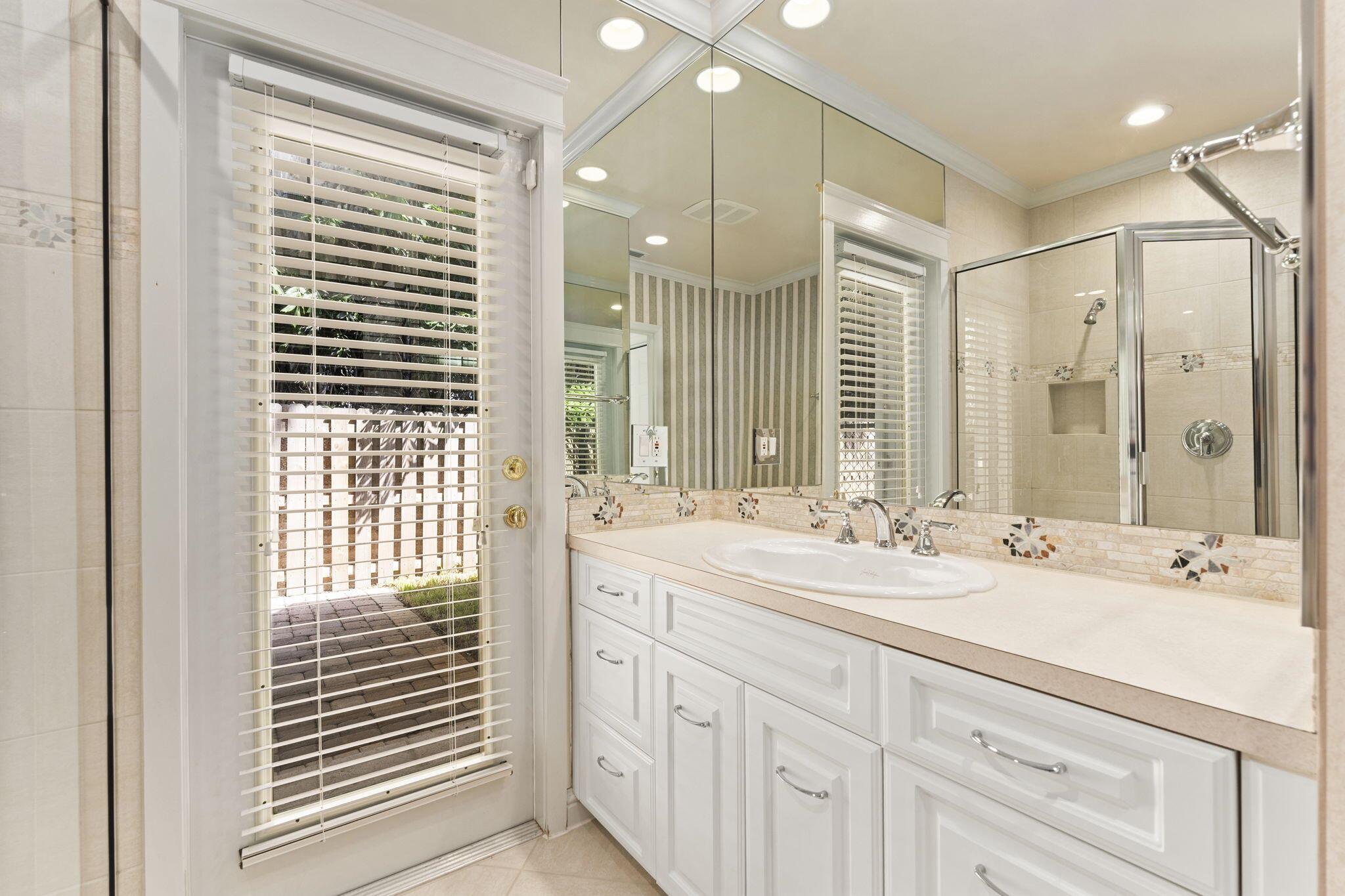 HOMEWOOD - Residential