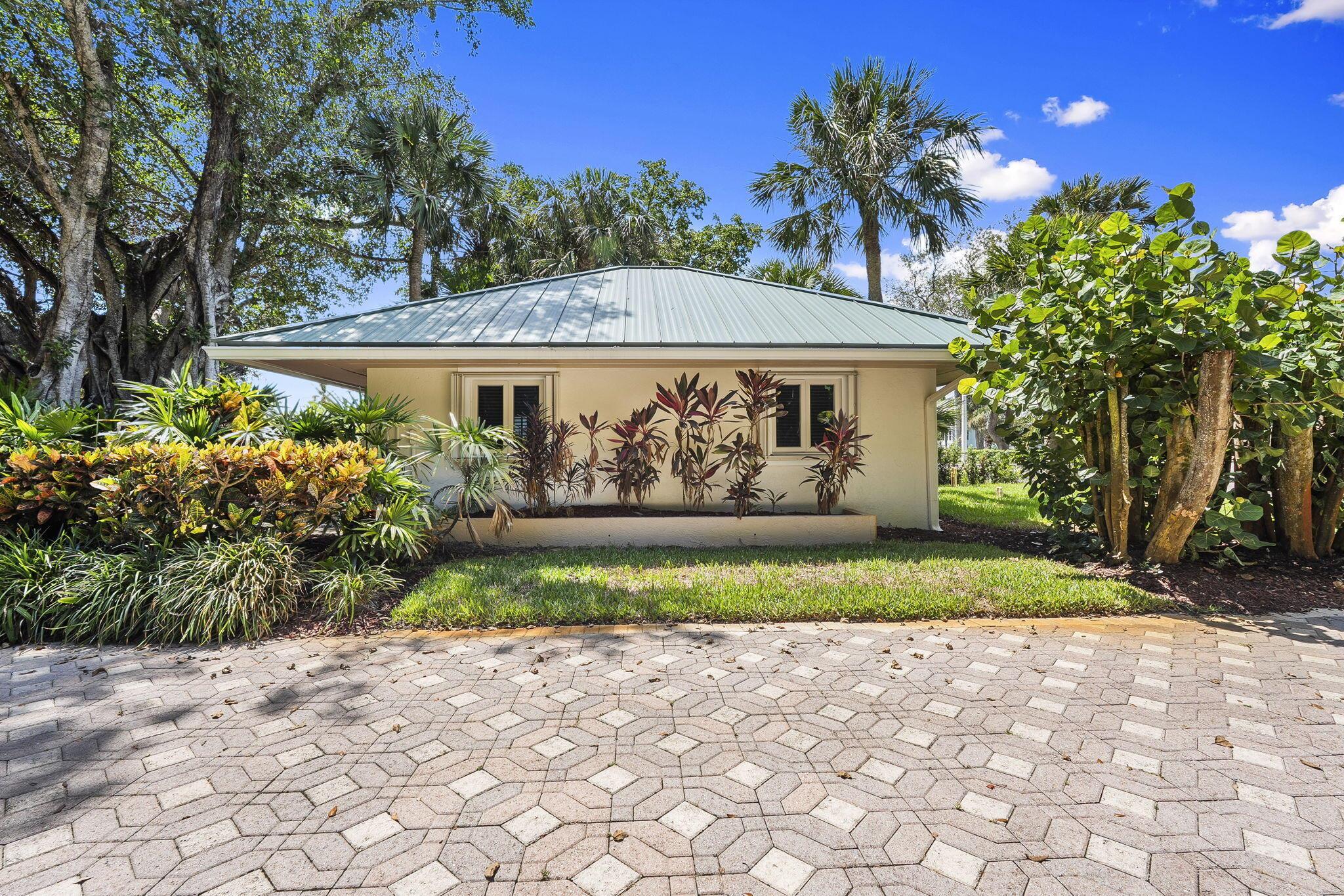 HOMEWOOD - Residential