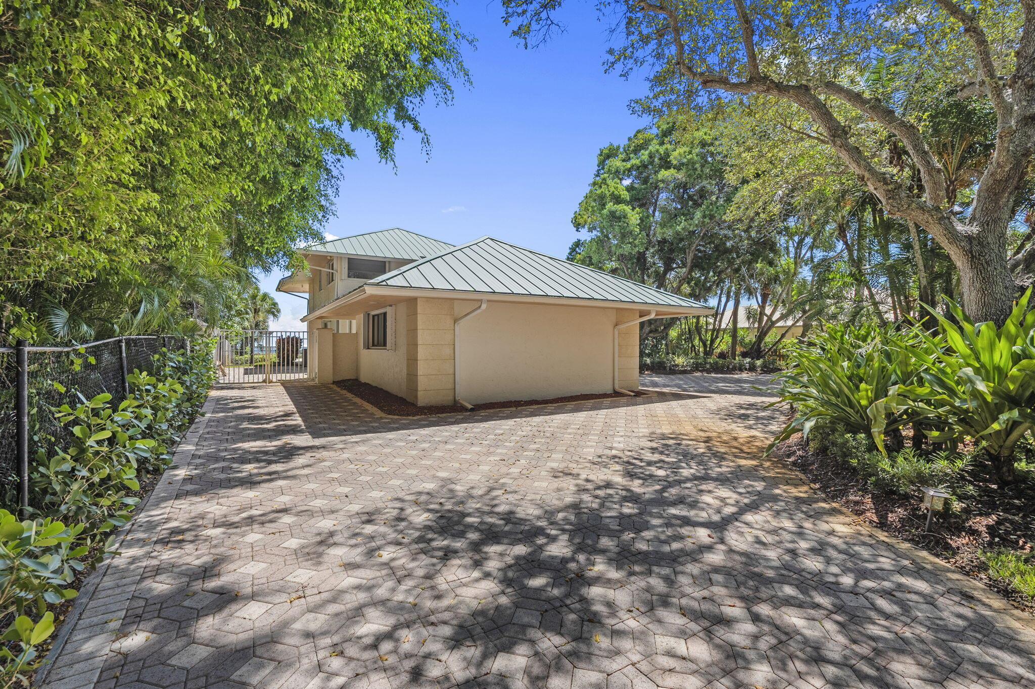 HOMEWOOD - Residential