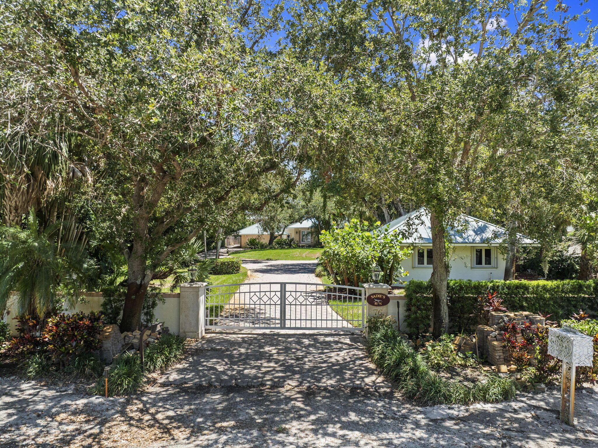 HOMEWOOD - Residential