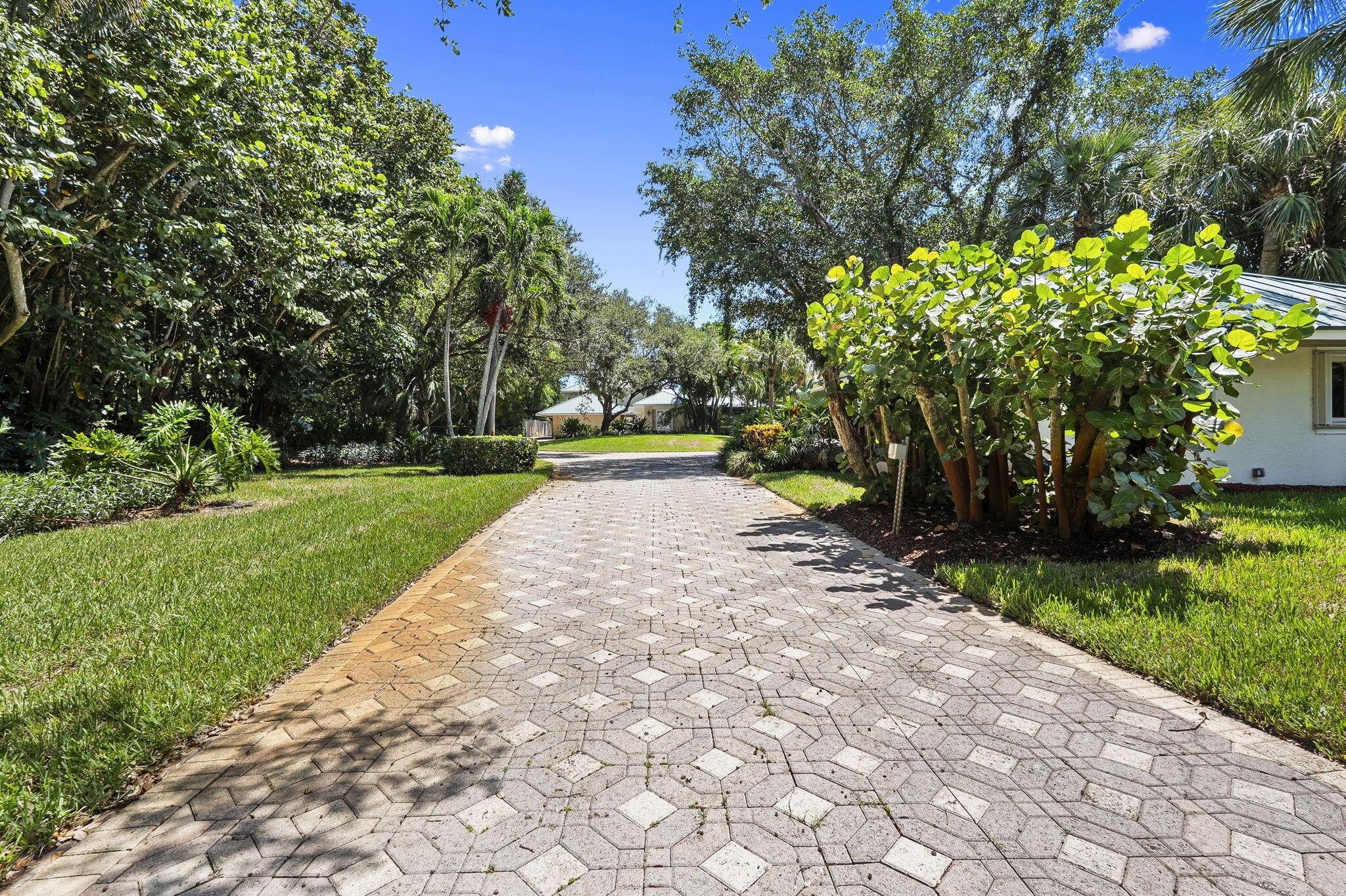 HOMEWOOD - Residential