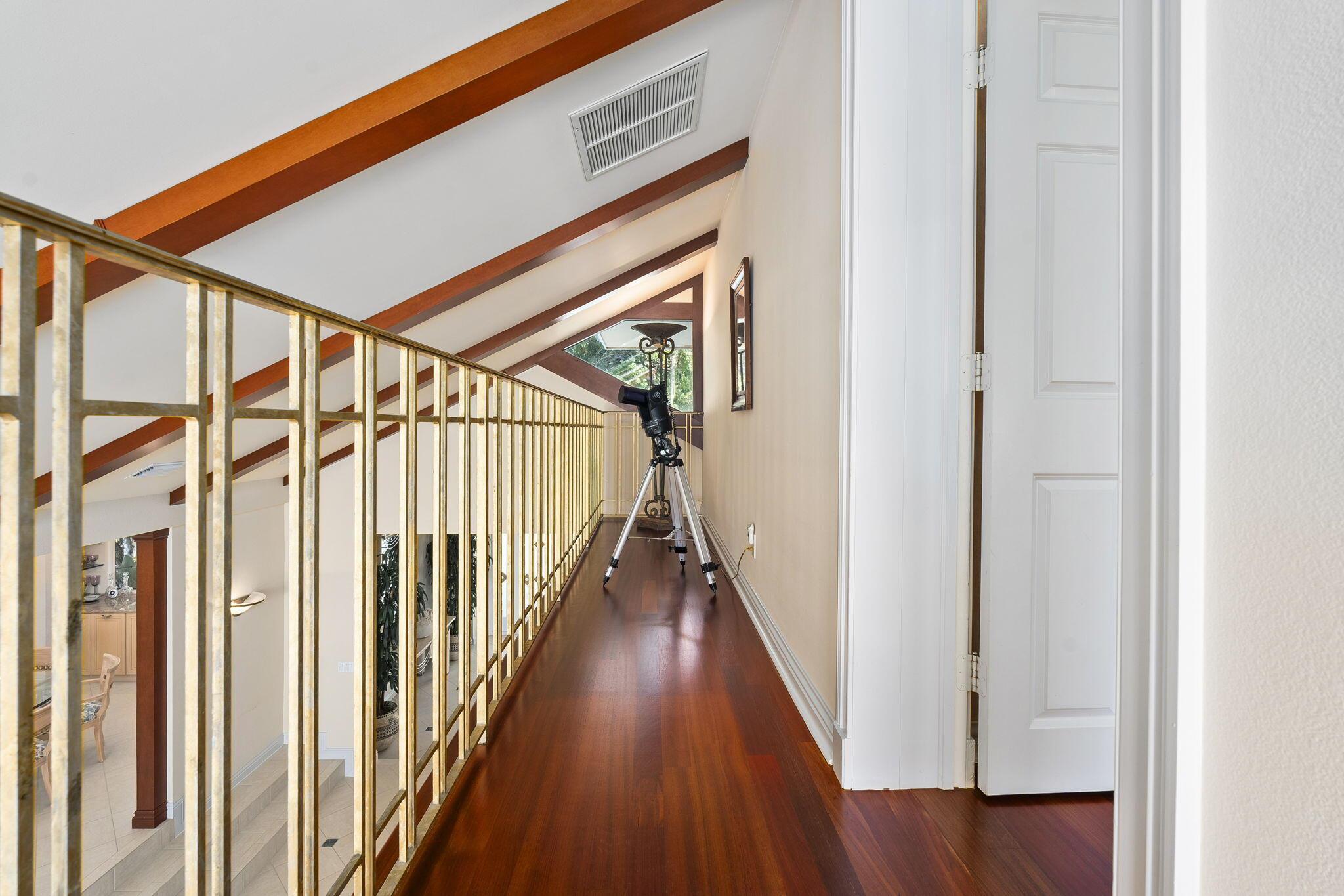 HOMEWOOD - Residential