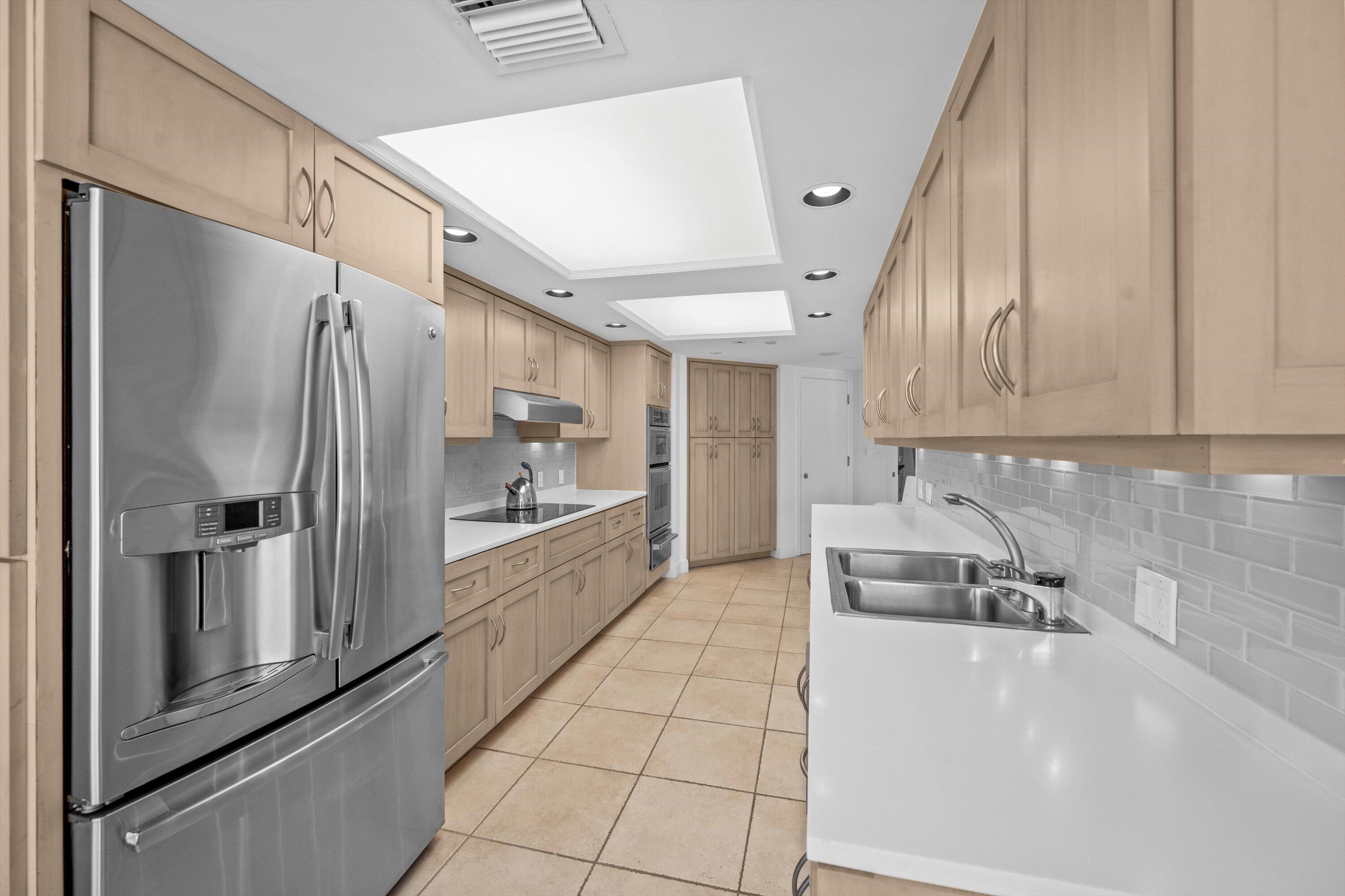 ENCLAVE OF PALM BEACH CONDO - Residential