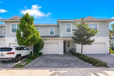 A home in Deerfield Beach