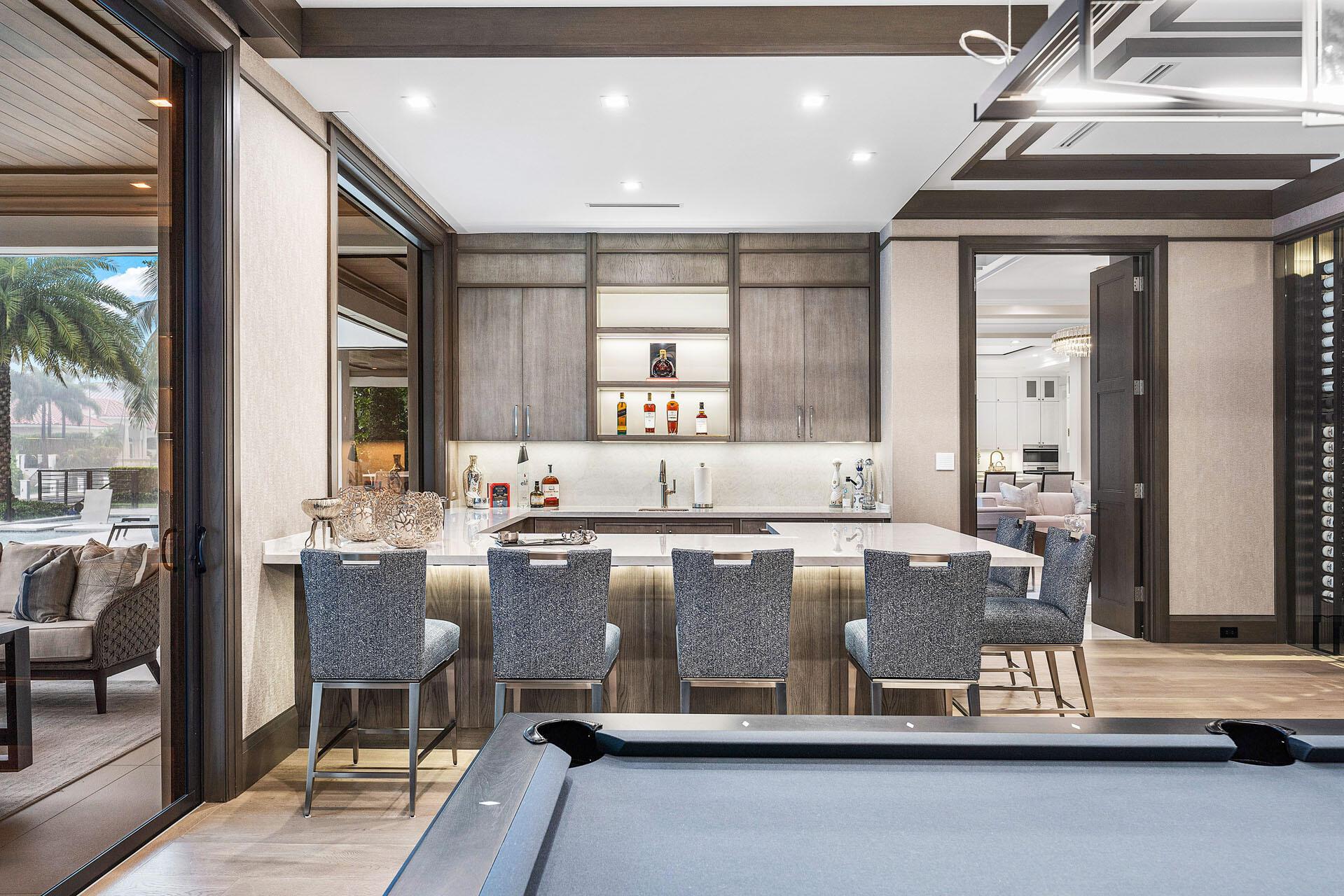 ROYAL PALM YACHT & COUNTR - Residential