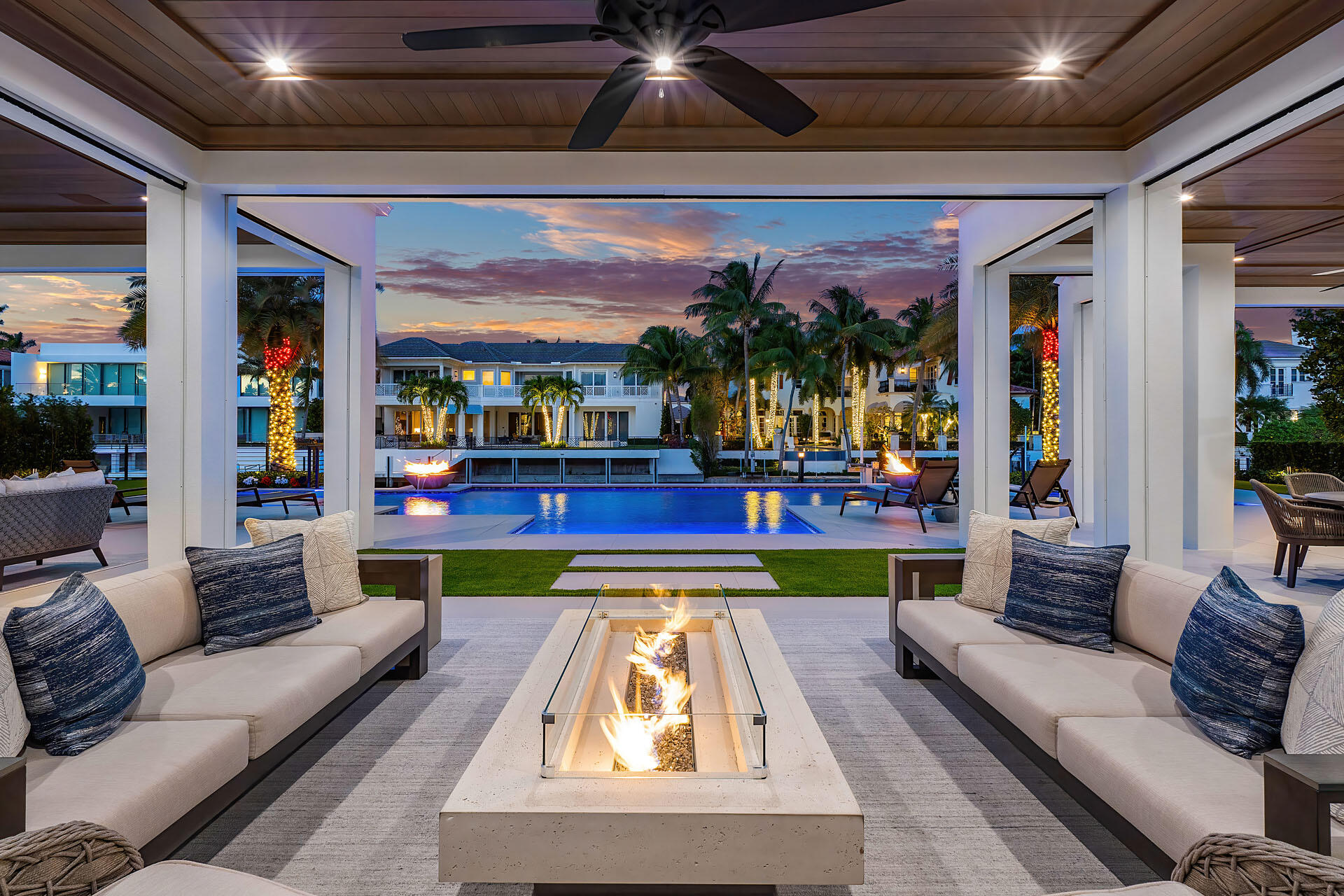 ROYAL PALM YACHT & COUNTR - Residential