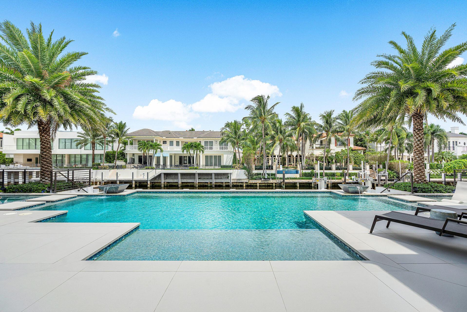 ROYAL PALM YACHT & COUNTR - Residential