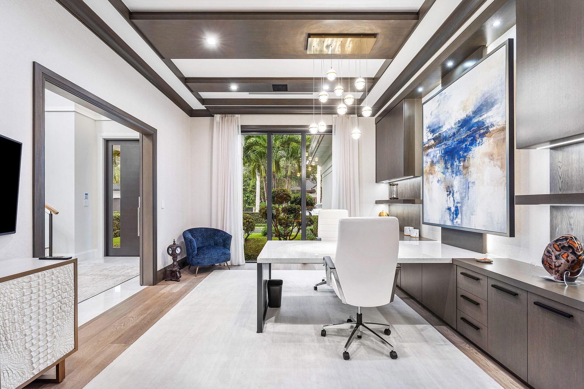 ROYAL PALM YACHT & COUNTR - Residential