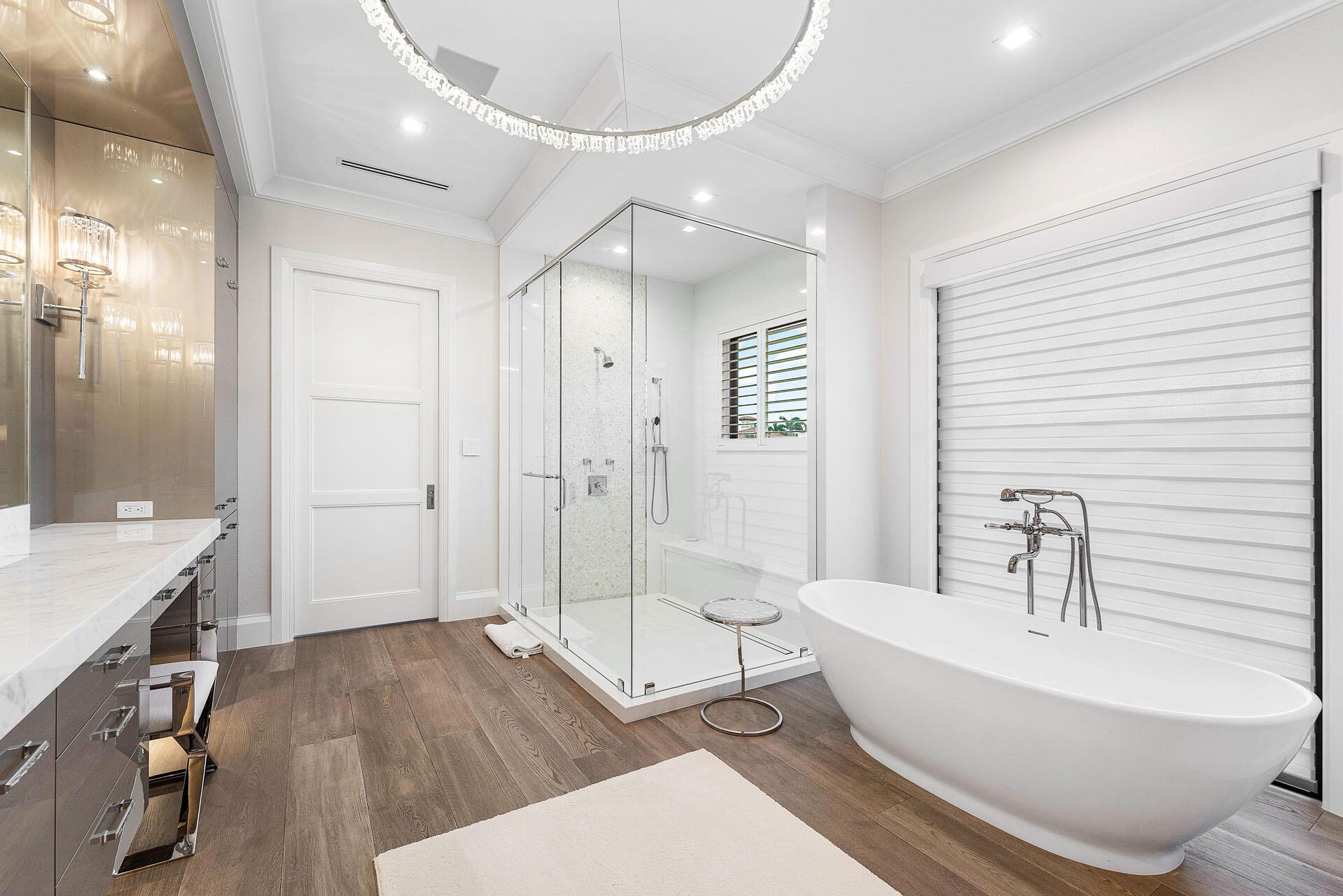 ROYAL PALM YACHT & COUNTR - Residential