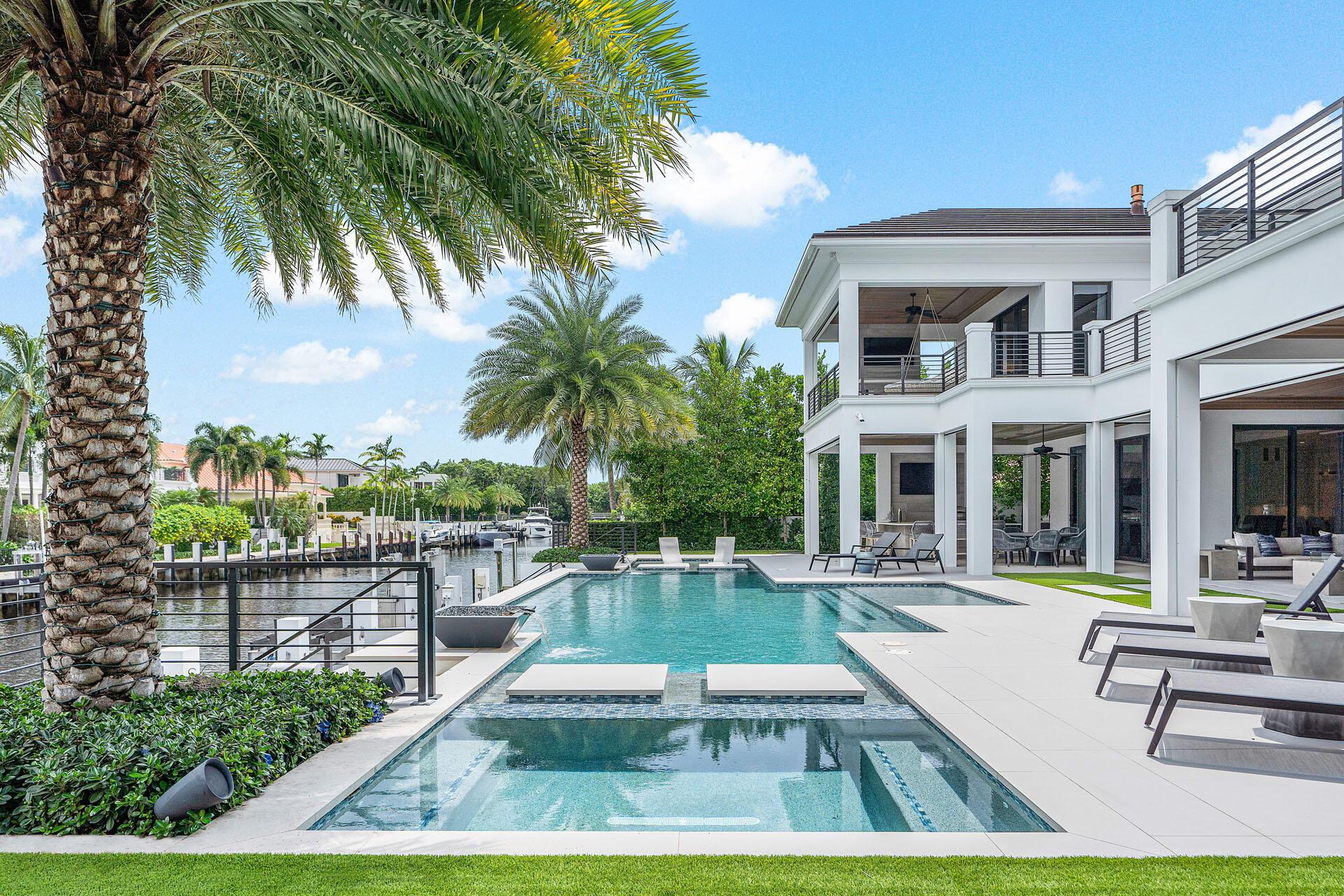 ROYAL PALM YACHT & COUNTR - Residential